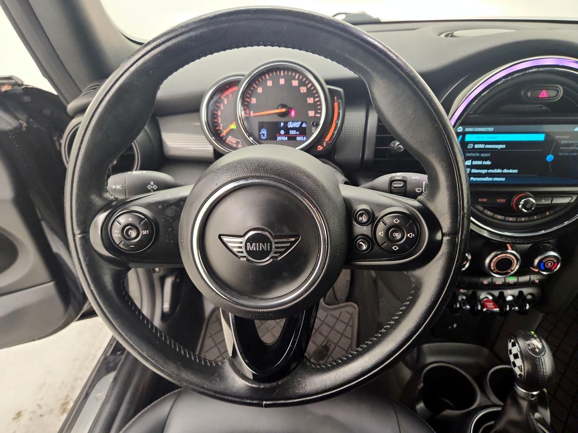 Thumbnail: 2019 MINI Cooper - 10