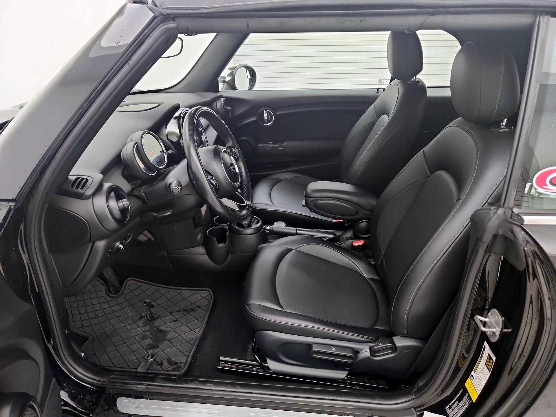Thumbnail: 2019 MINI Cooper - 11