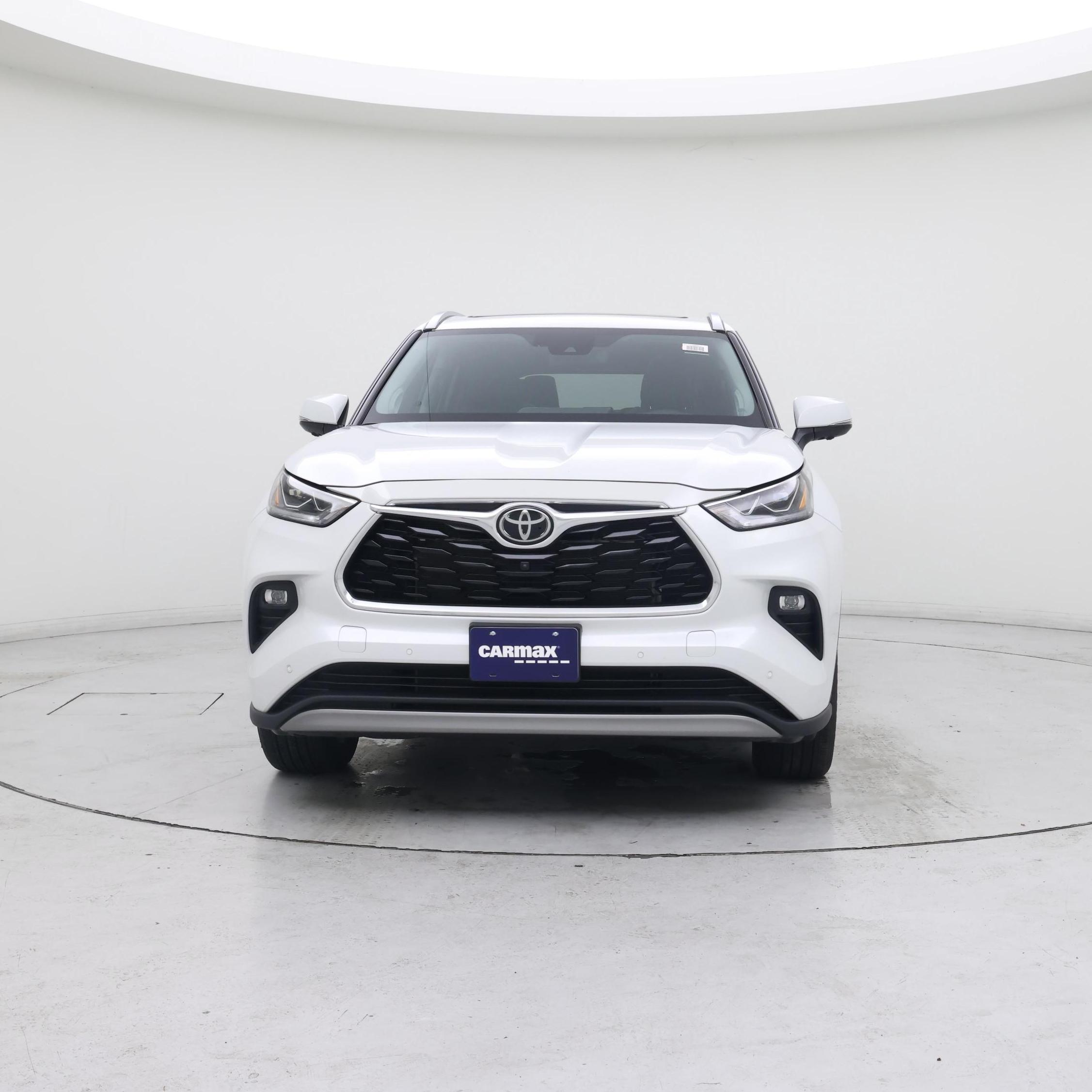 Thumbnail: 2023 Toyota Highlander - 5