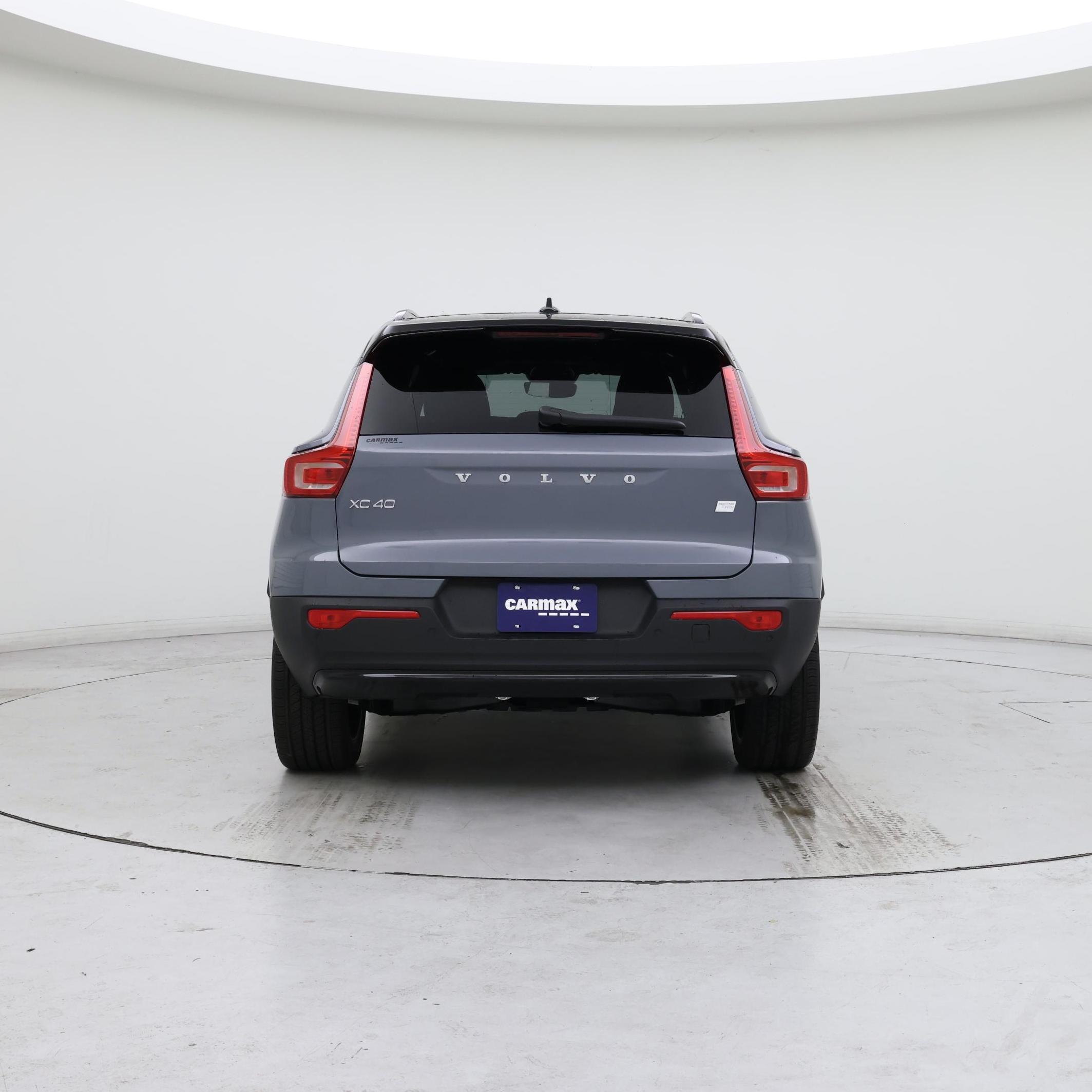 Thumbnail: 2023 Volvo XC40 - 6