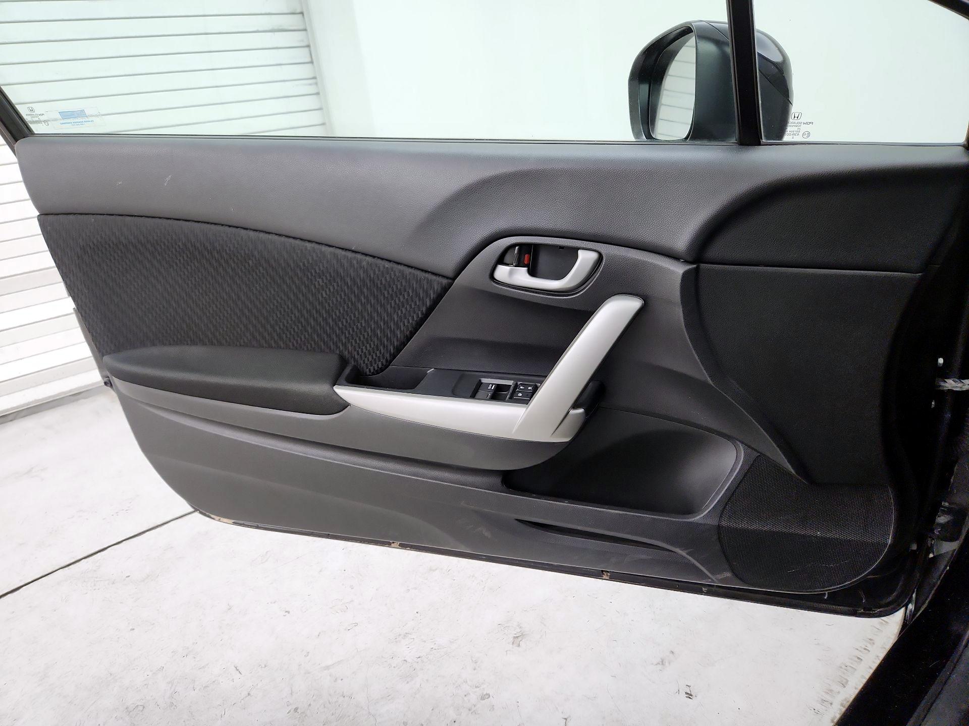 Thumbnail: 2014 Honda Civic - 12