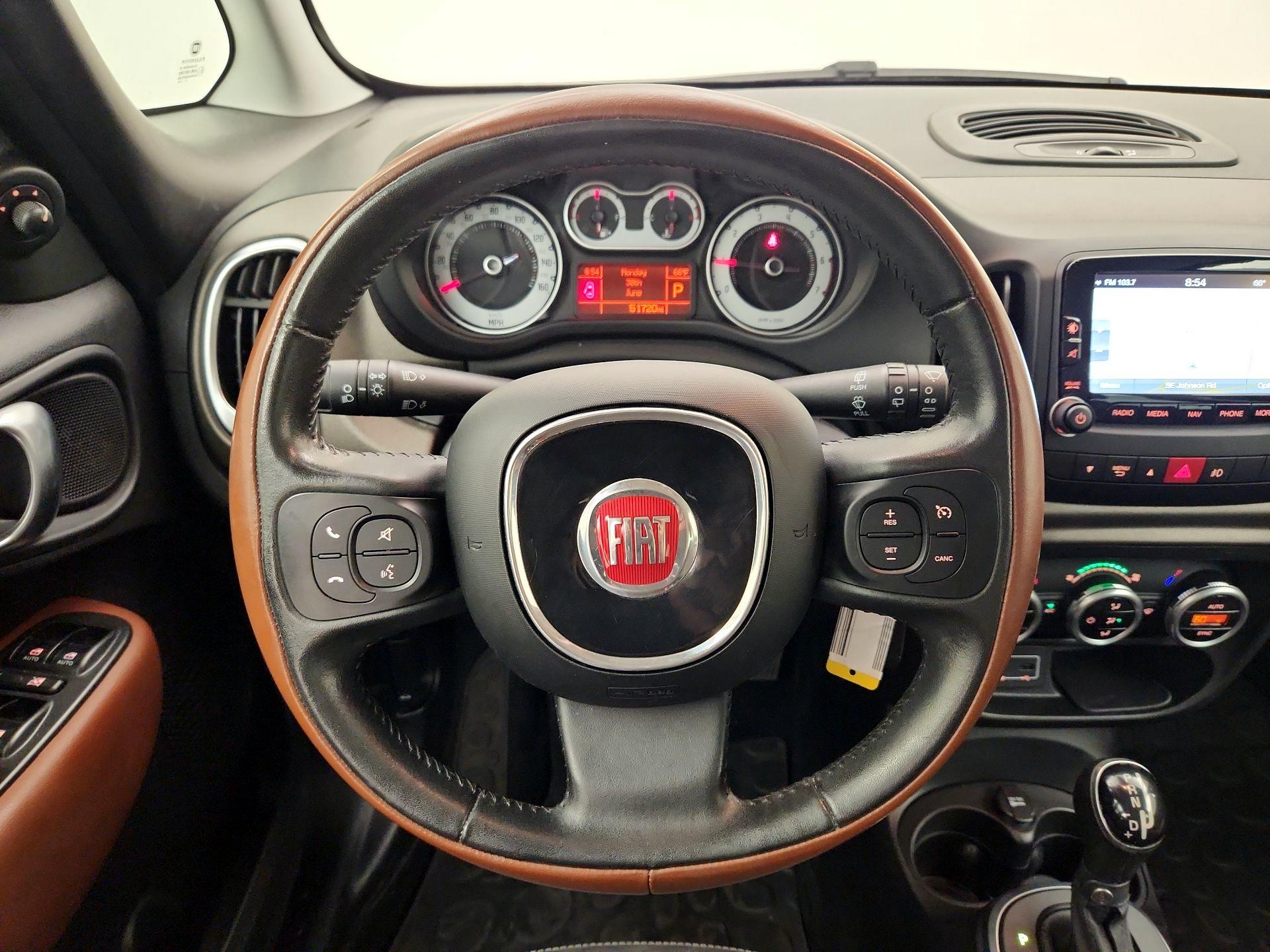 Thumbnail: 2016 Fiat 500L - 10