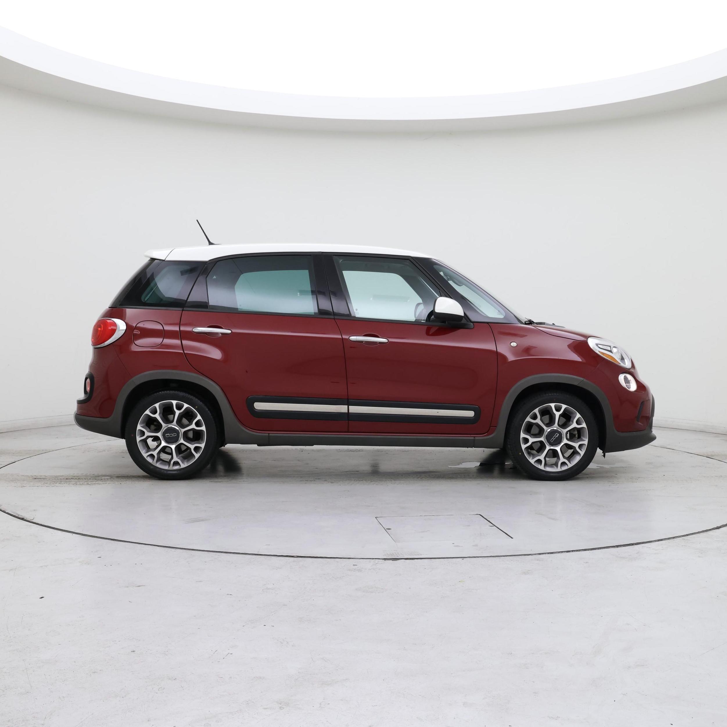 Thumbnail: 2016 Fiat 500L - 7