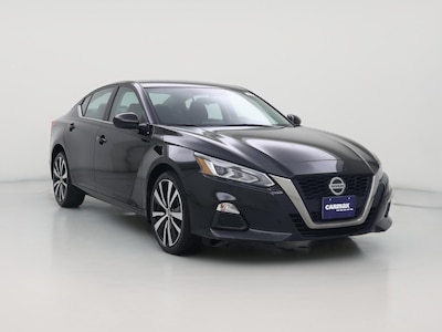 Black 2019 Nissan Altima SR