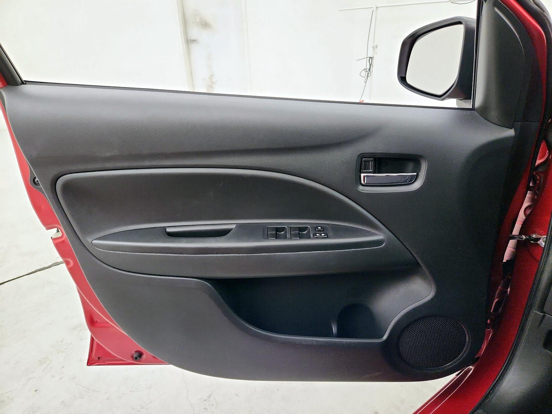 Thumbnail: 2015 Mitsubishi Mirage - 12