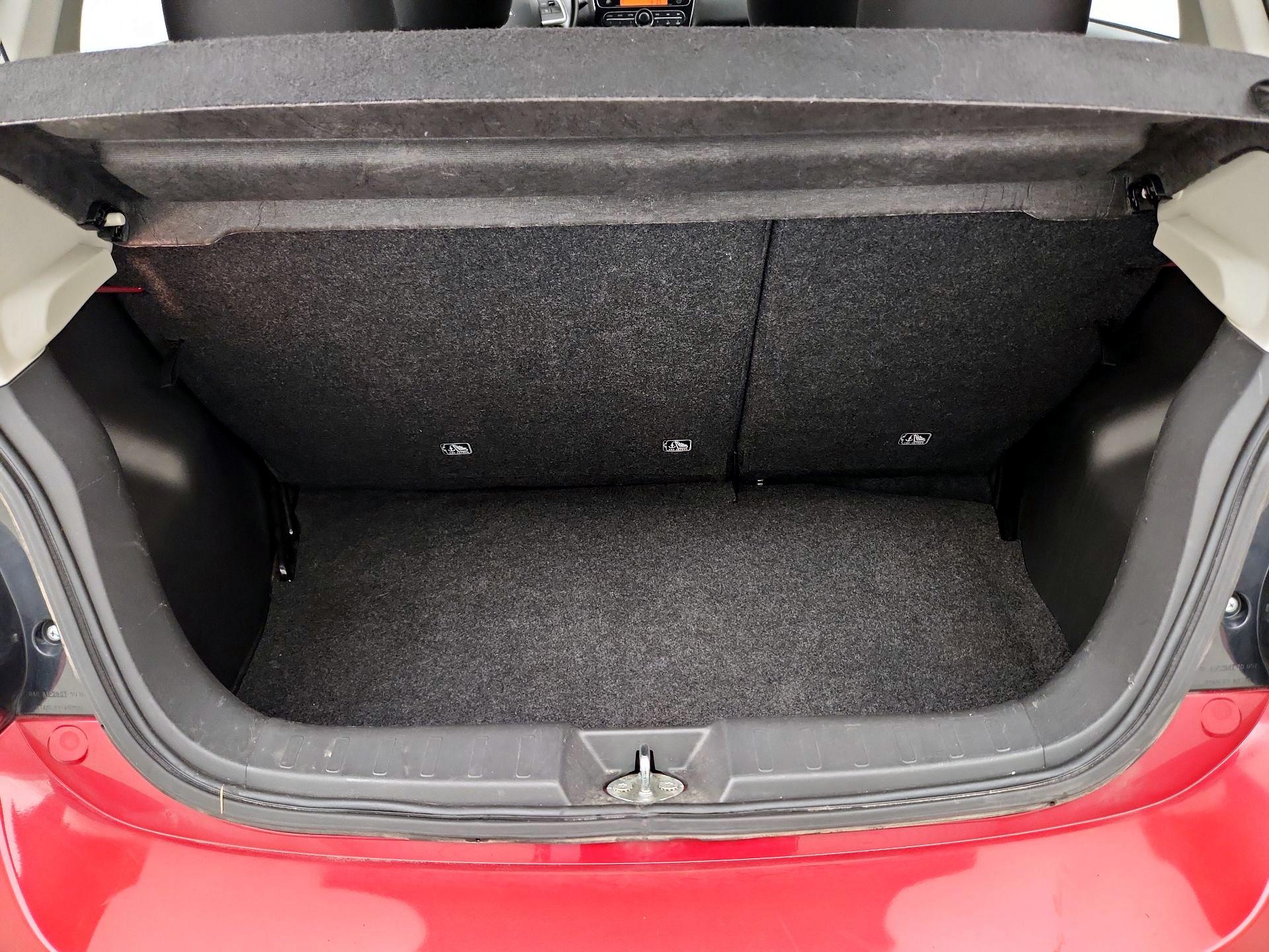Thumbnail: 2015 Mitsubishi Mirage - 19