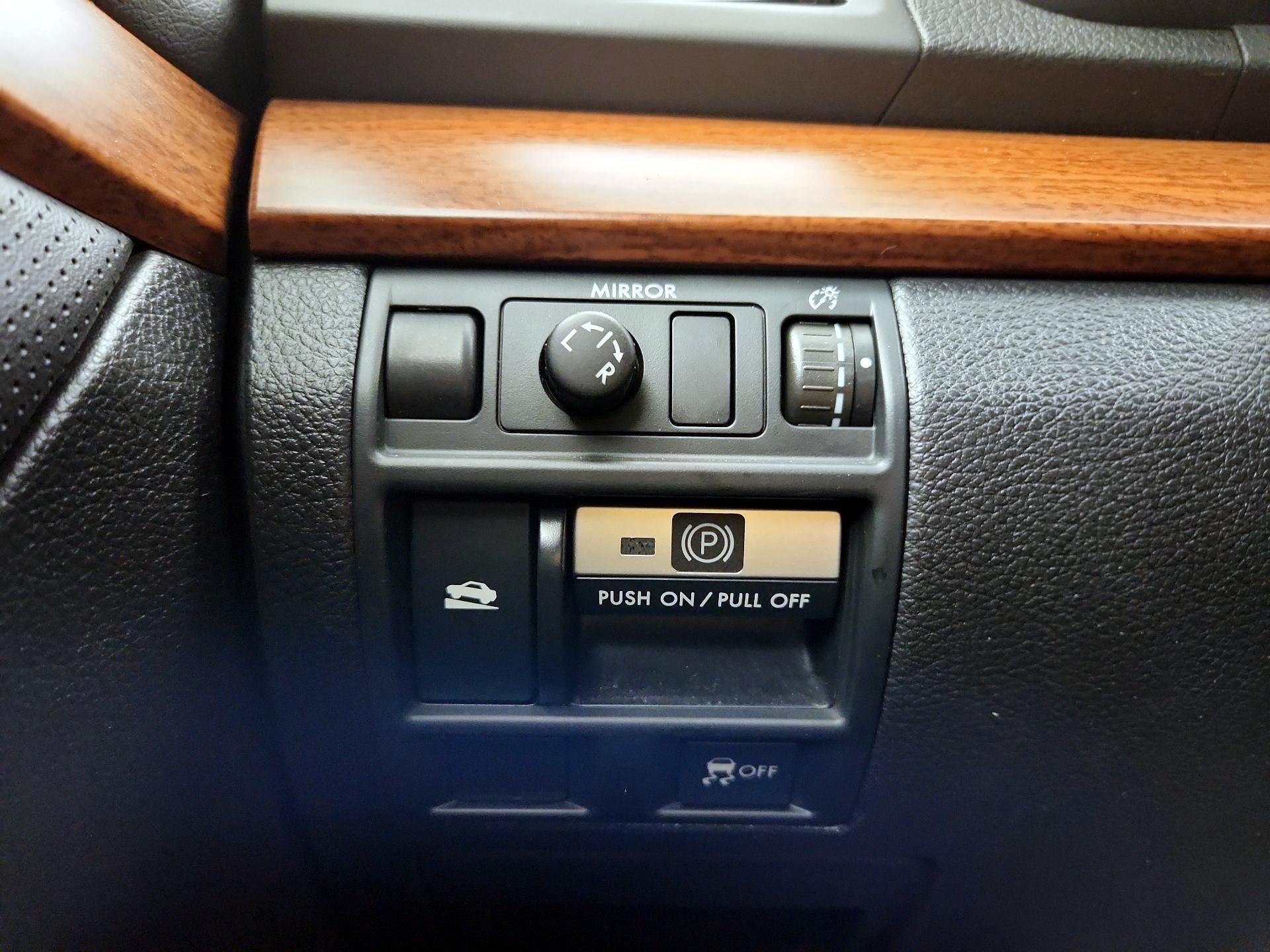 Thumbnail: 2013 Subaru Outback - 13