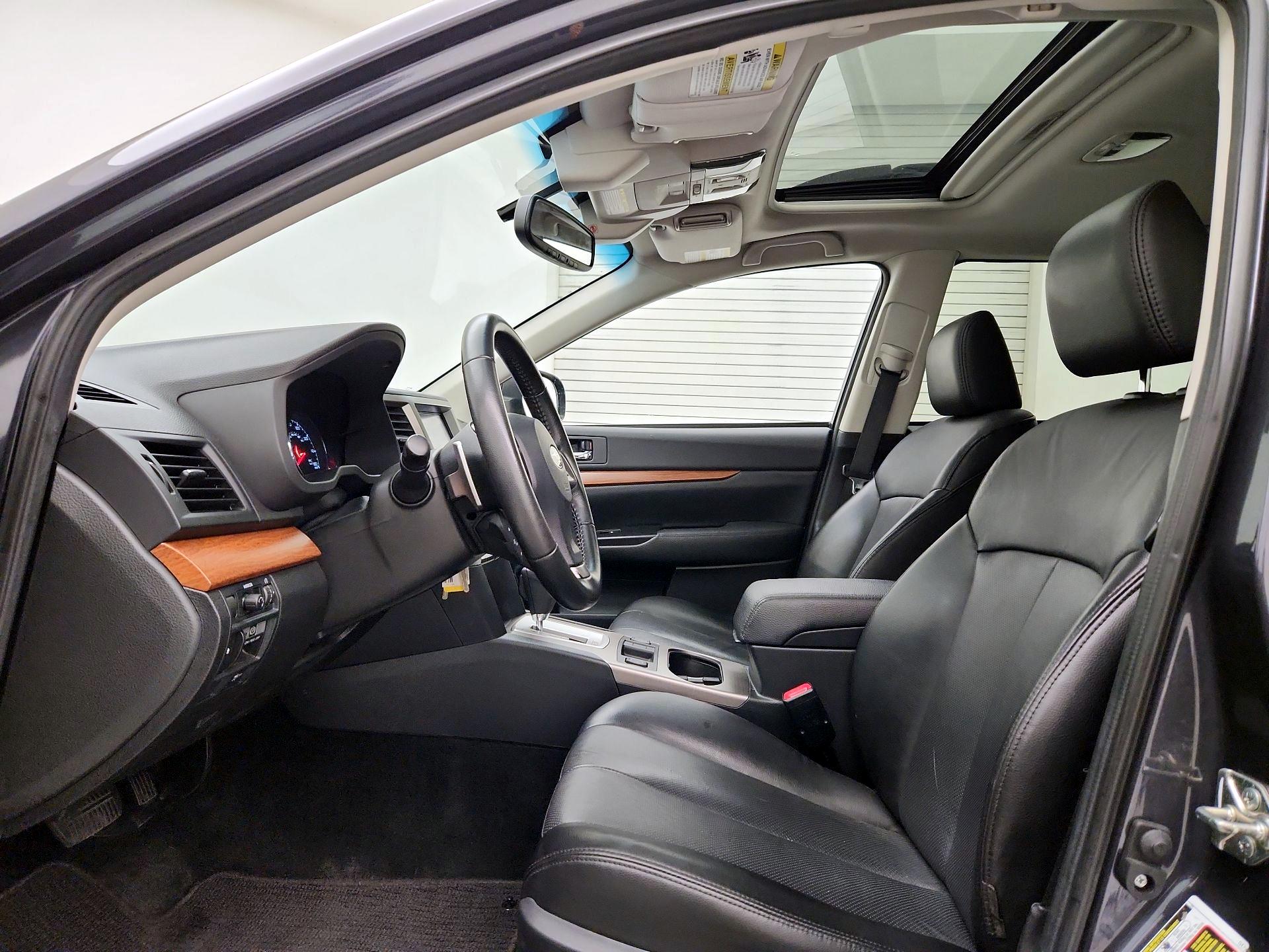 Thumbnail: 2013 Subaru Outback - 20