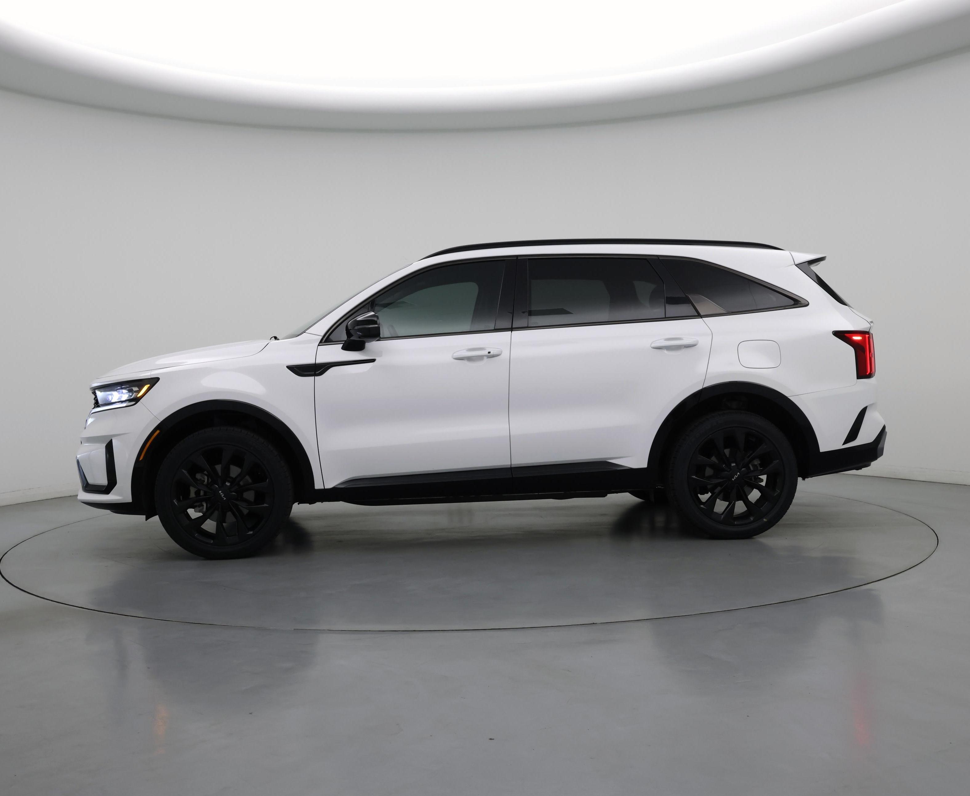 Thumbnail: 2022 Kia Sorento - 3