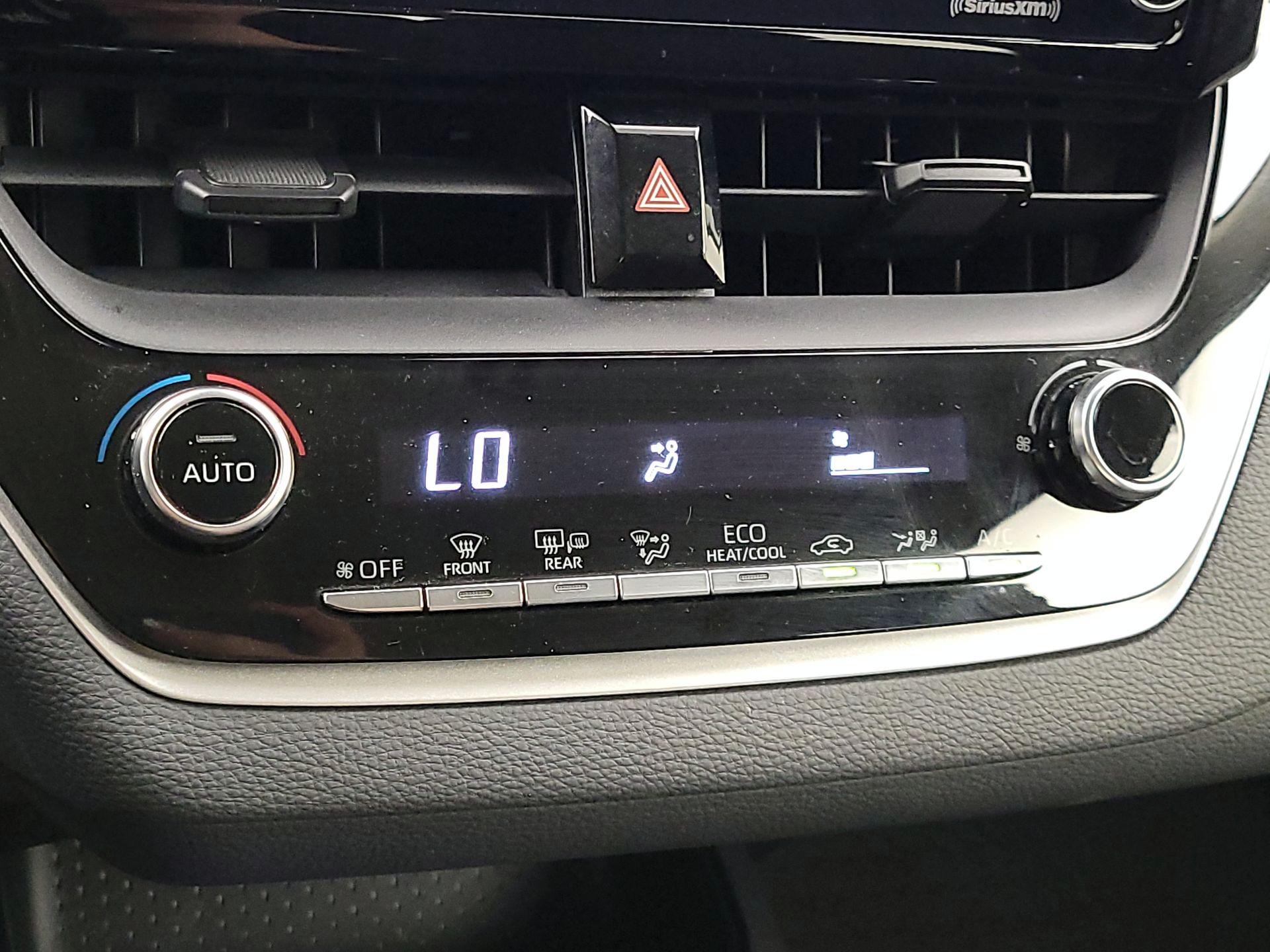 Thumbnail: 2021 Toyota Corolla - 16
