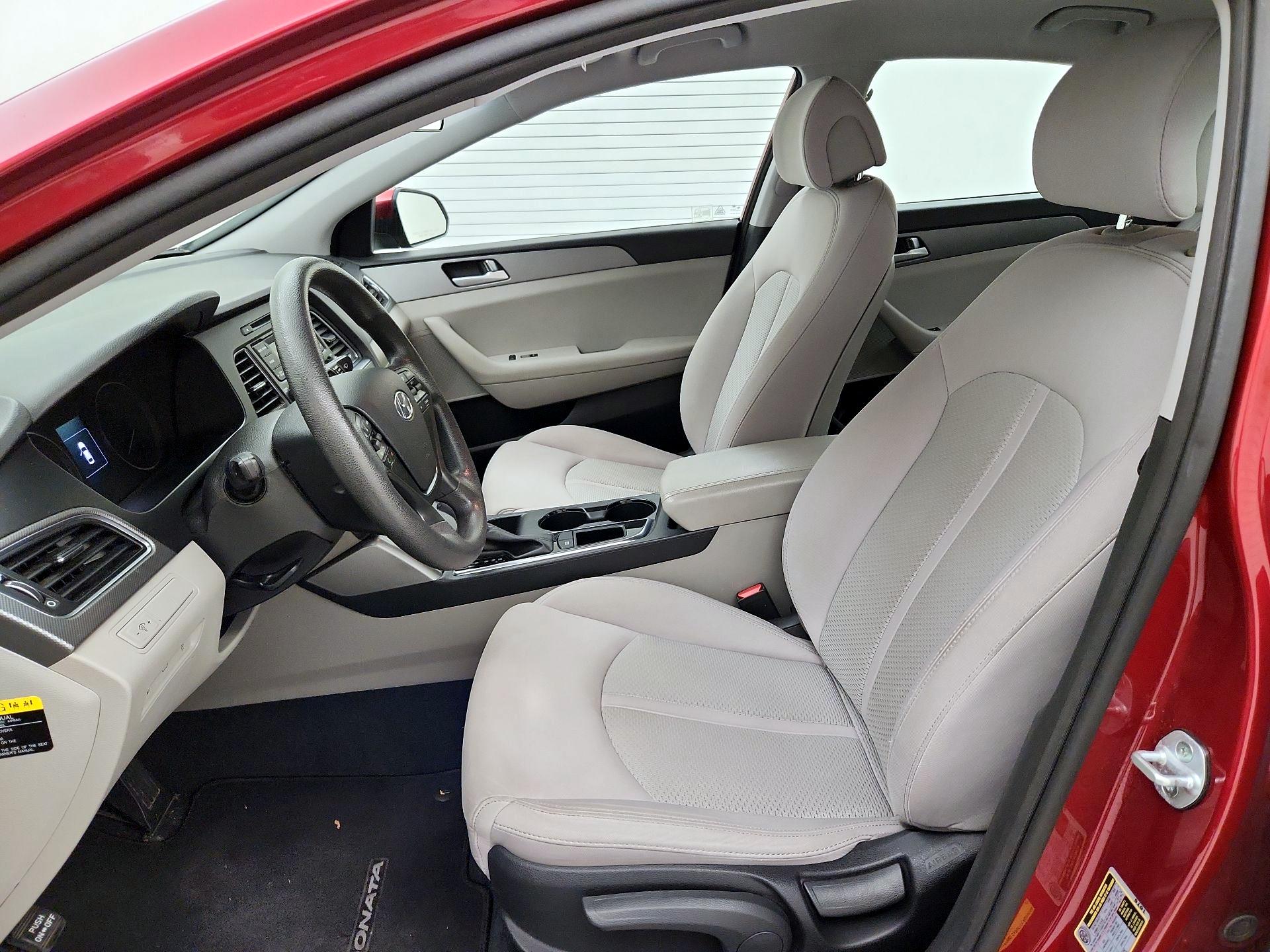 Thumbnail: 2015 Hyundai Sonata - 11