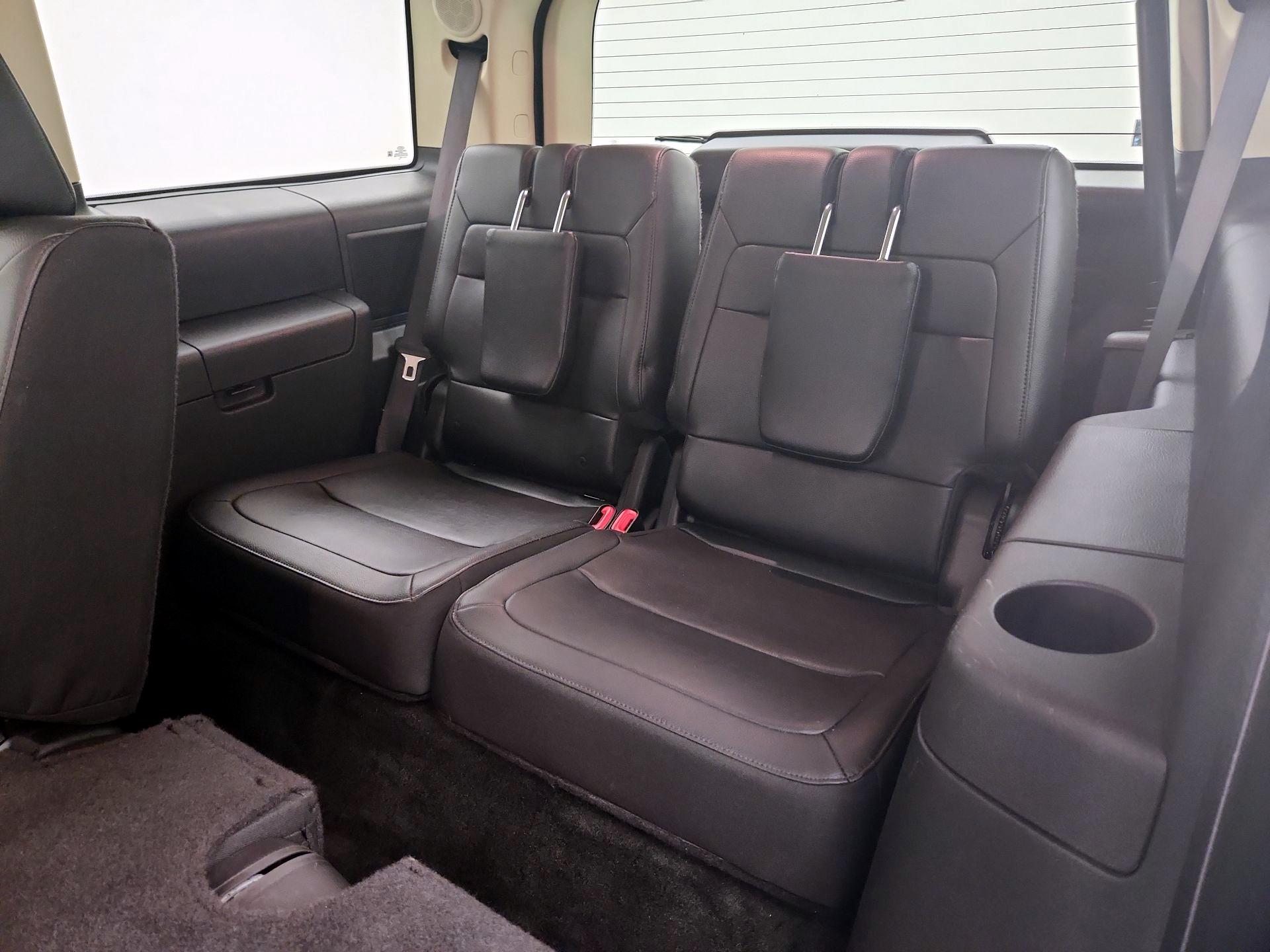 Thumbnail: 2018 Ford Flex - 20