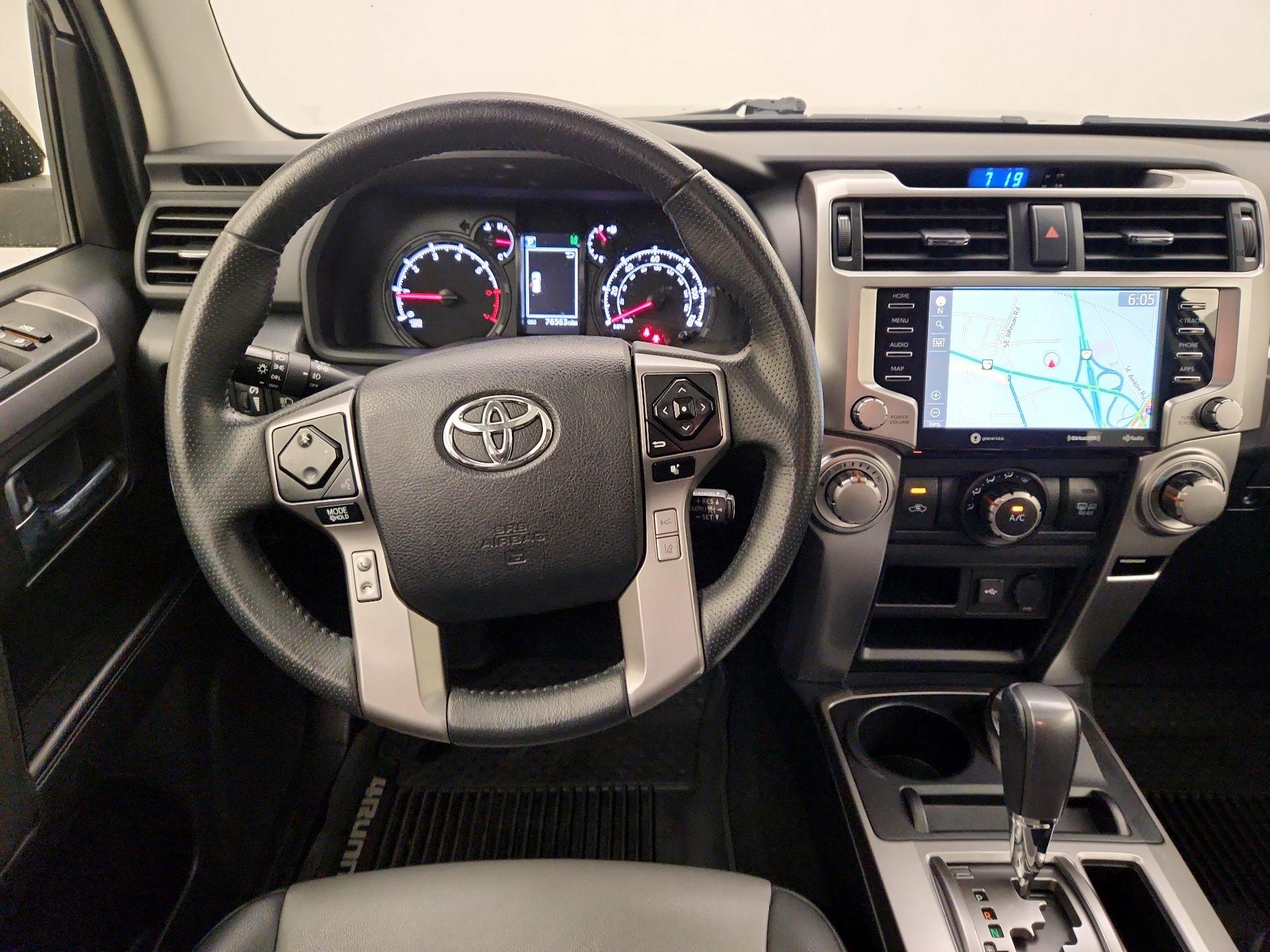 Thumbnail: 2020 Toyota 4Runner - 10