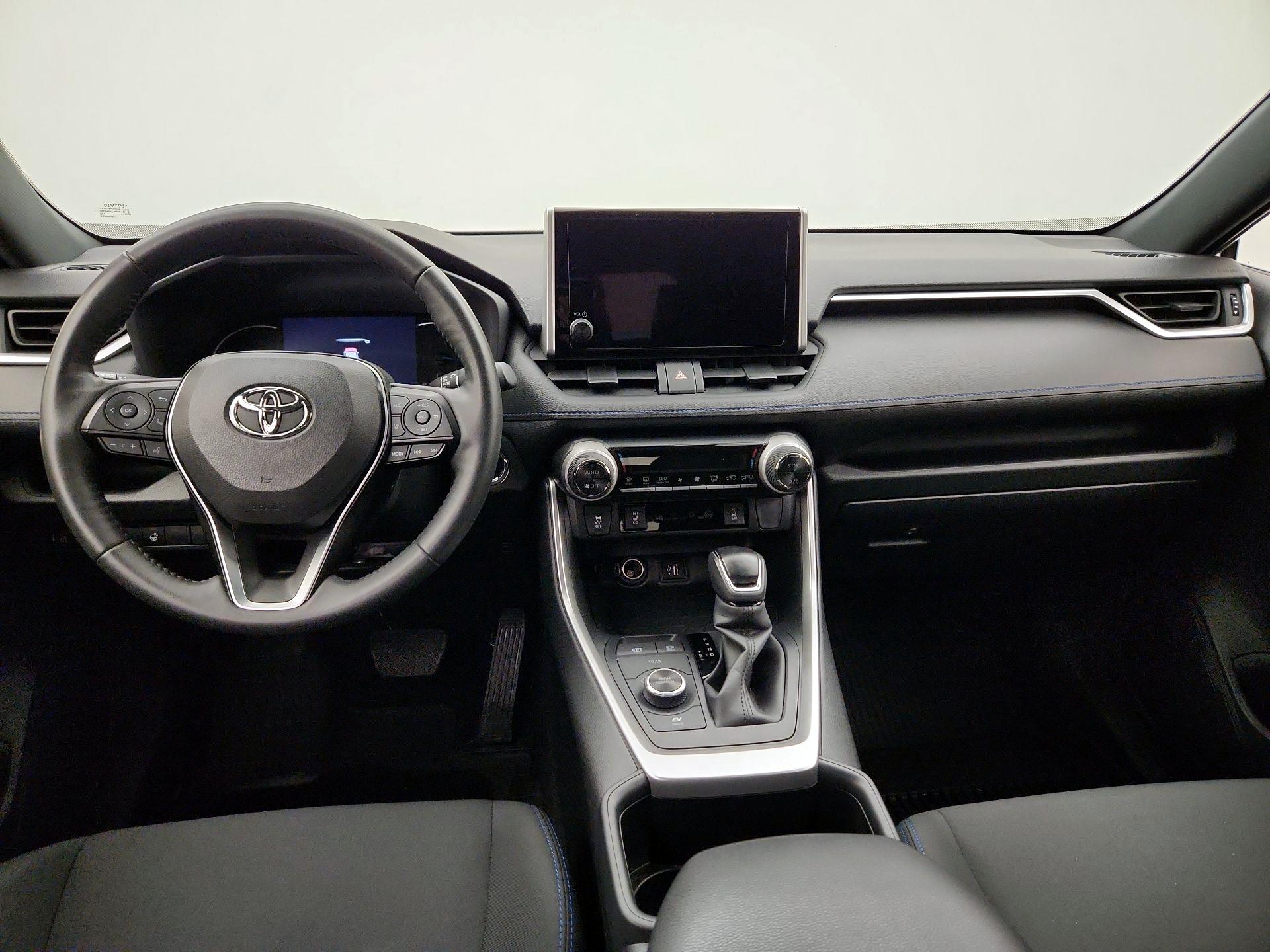 Thumbnail: 2024 Toyota RAV4 - 9
