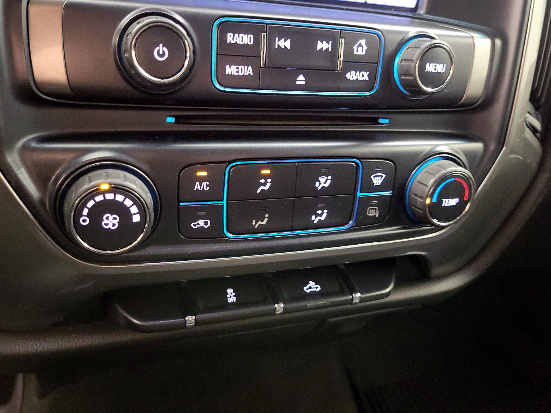 Thumbnail: 2018 Chevrolet Silverado 1500 - 16