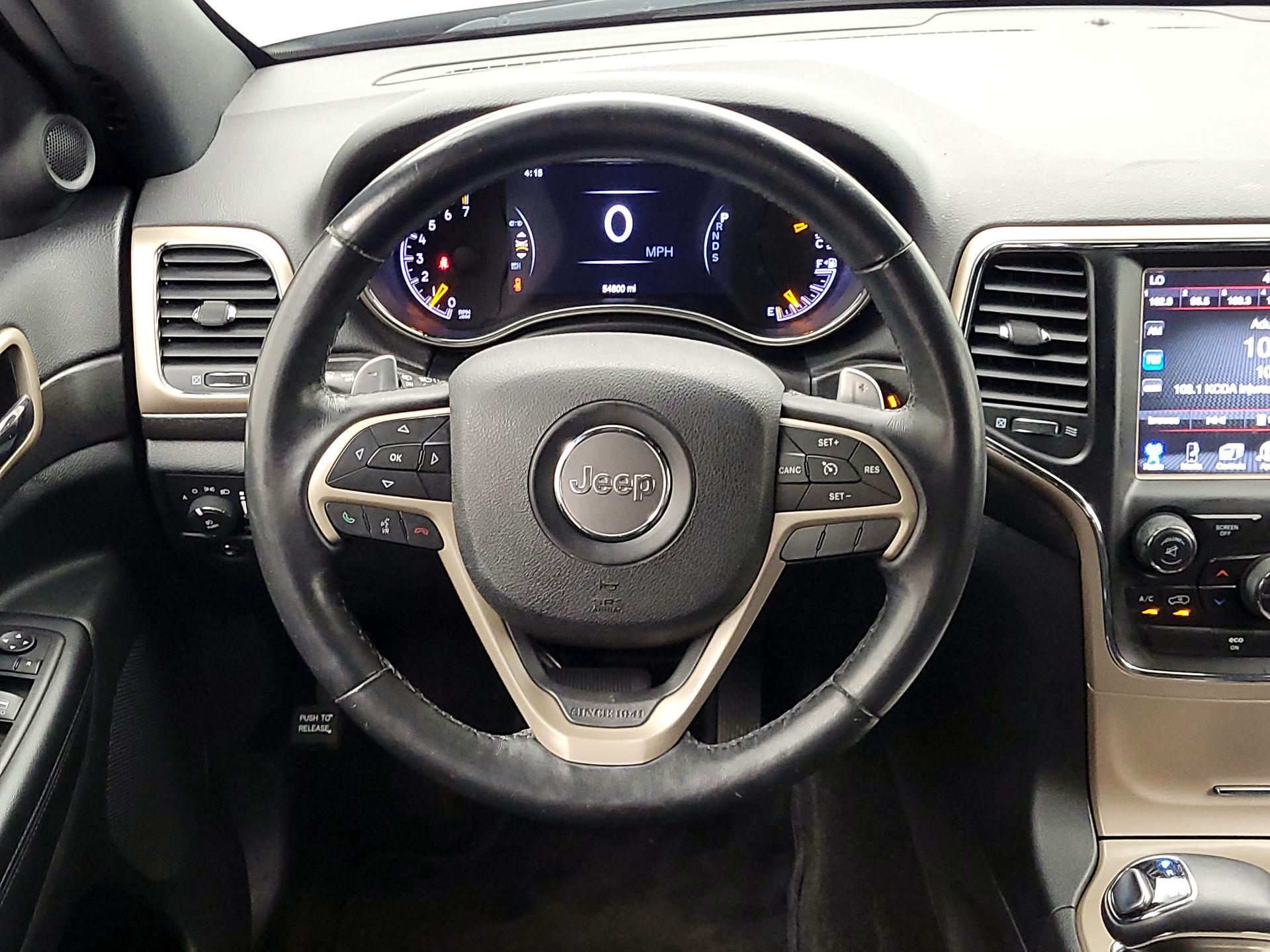 Thumbnail: 2015 Jeep Grand Cherokee - 10