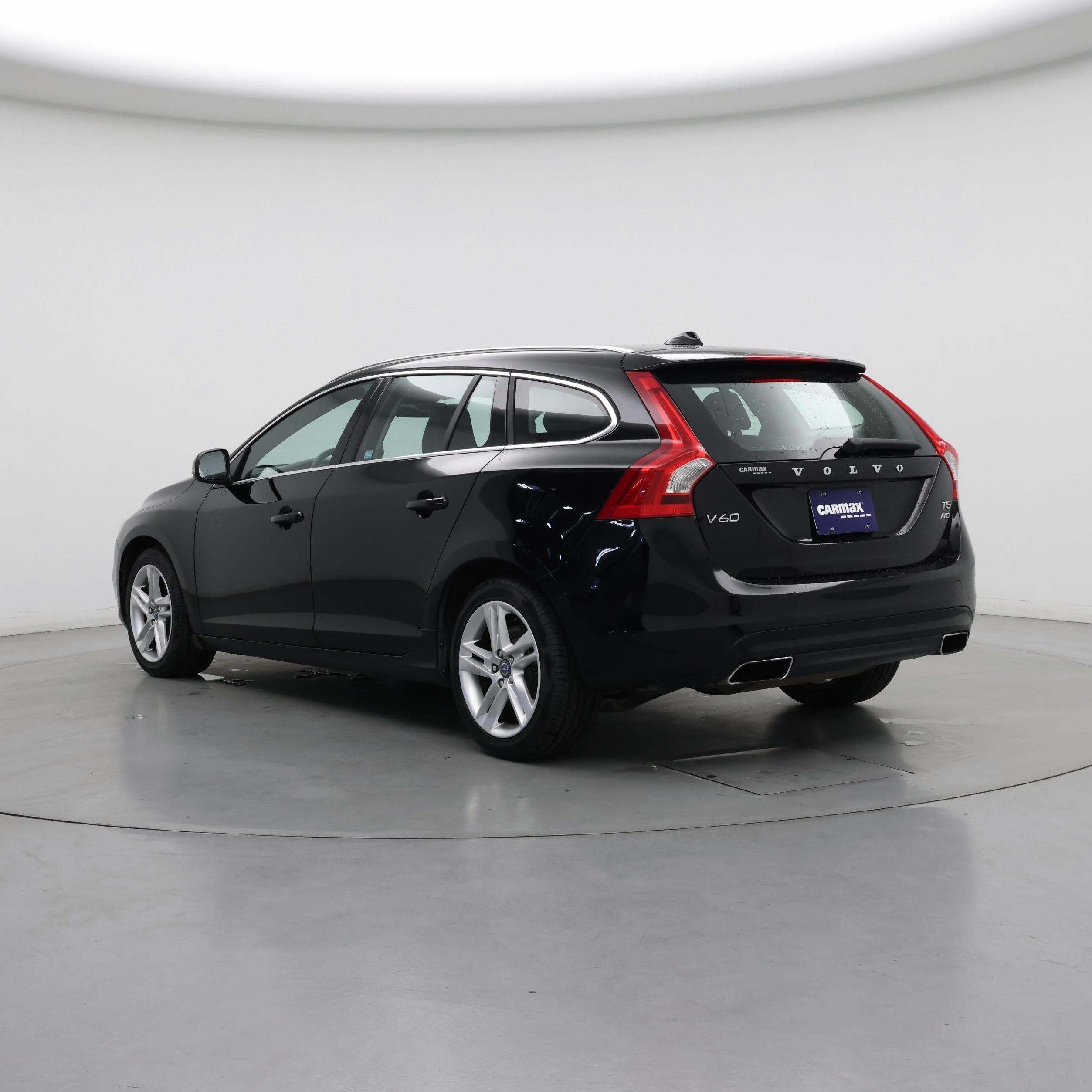 Thumbnail: 2015 Volvo V60 - 2