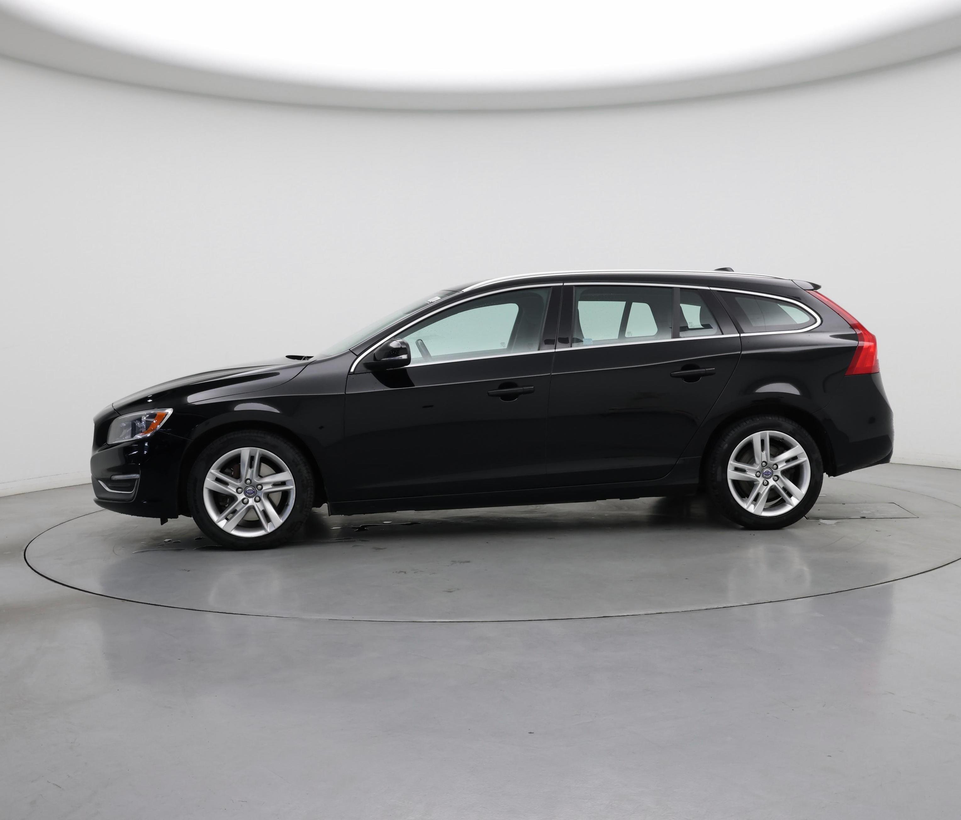 Thumbnail: 2015 Volvo V60 - 3