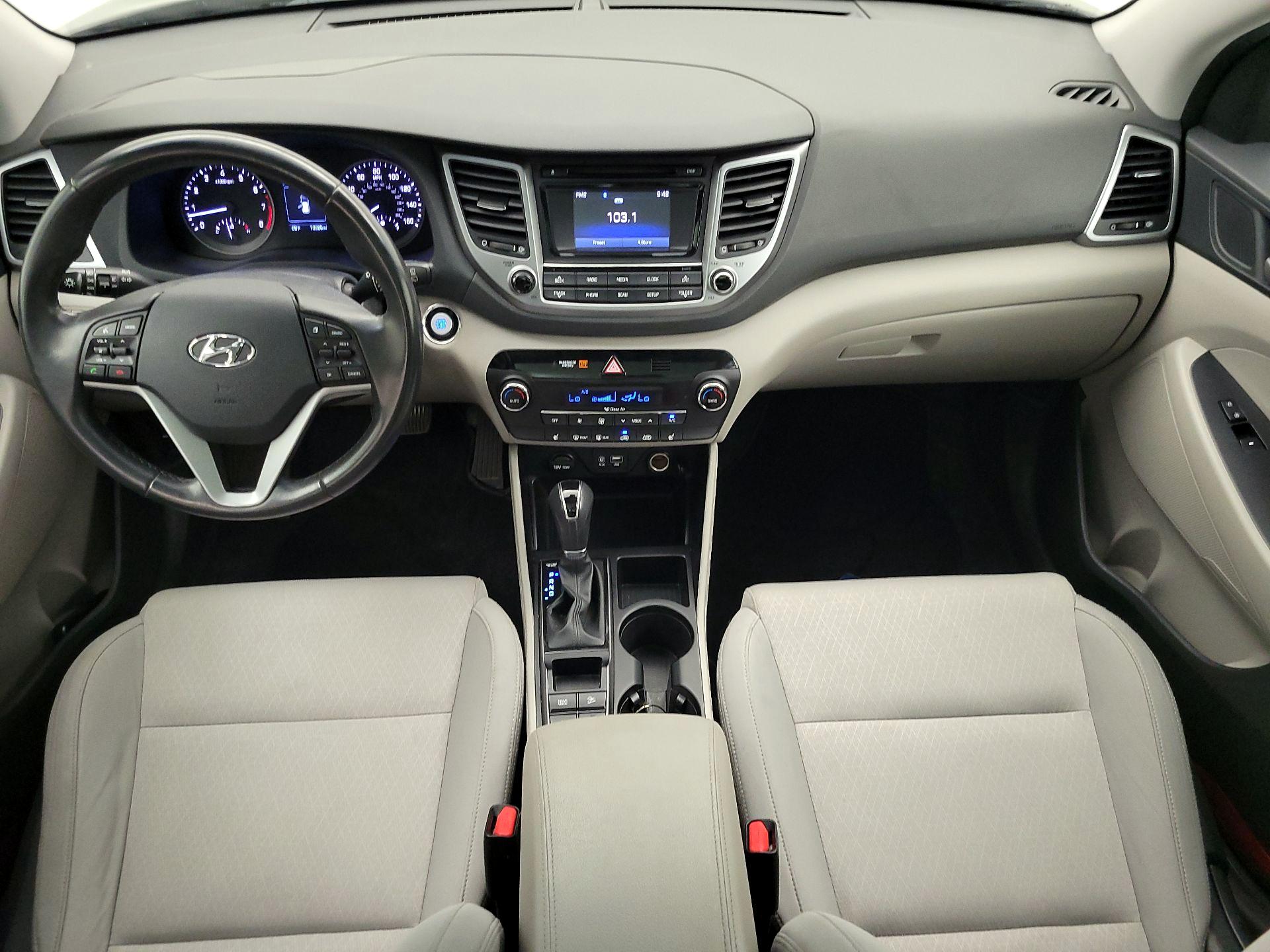 Thumbnail: 2017 Hyundai Tucson - 9