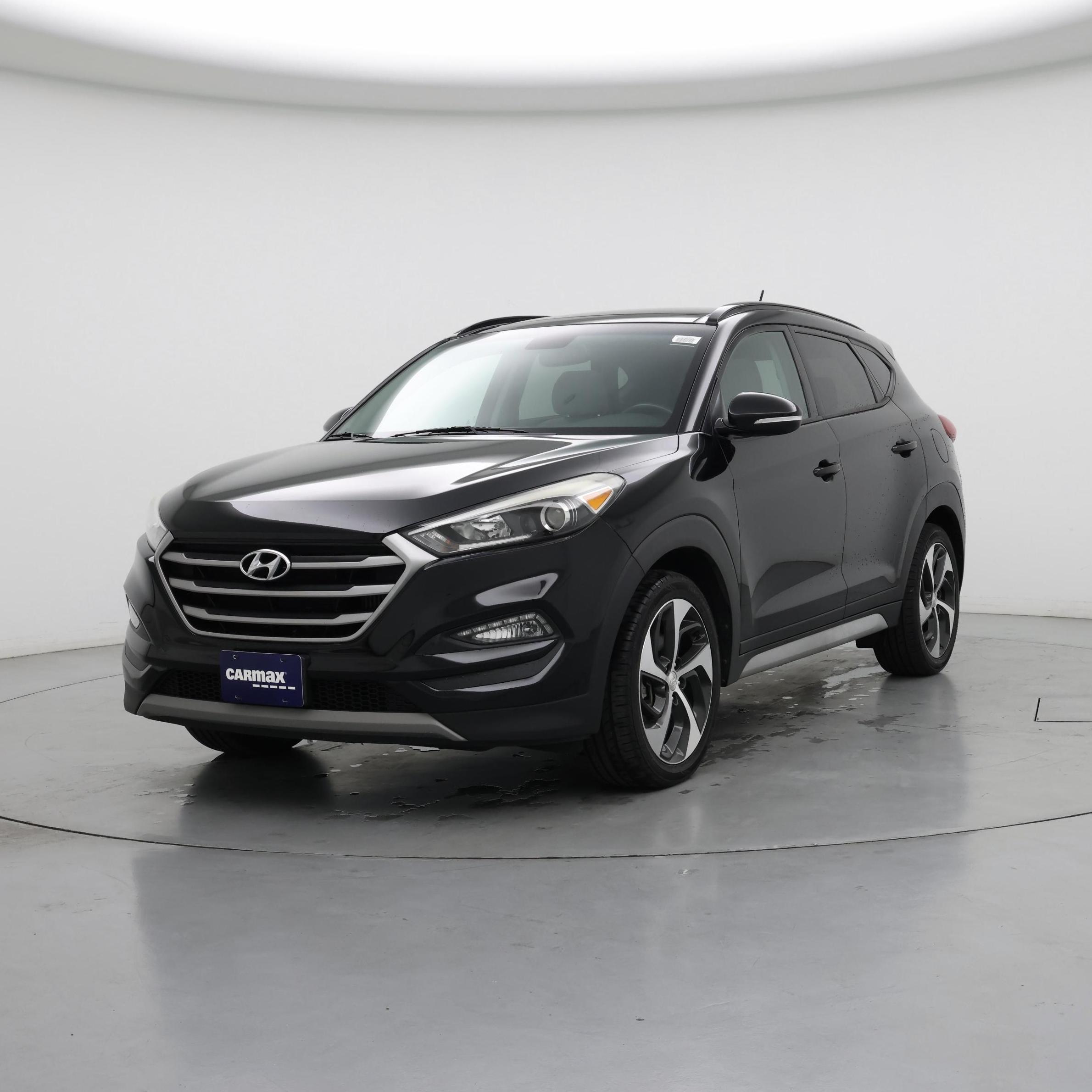 Thumbnail: 2017 Hyundai Tucson - 4