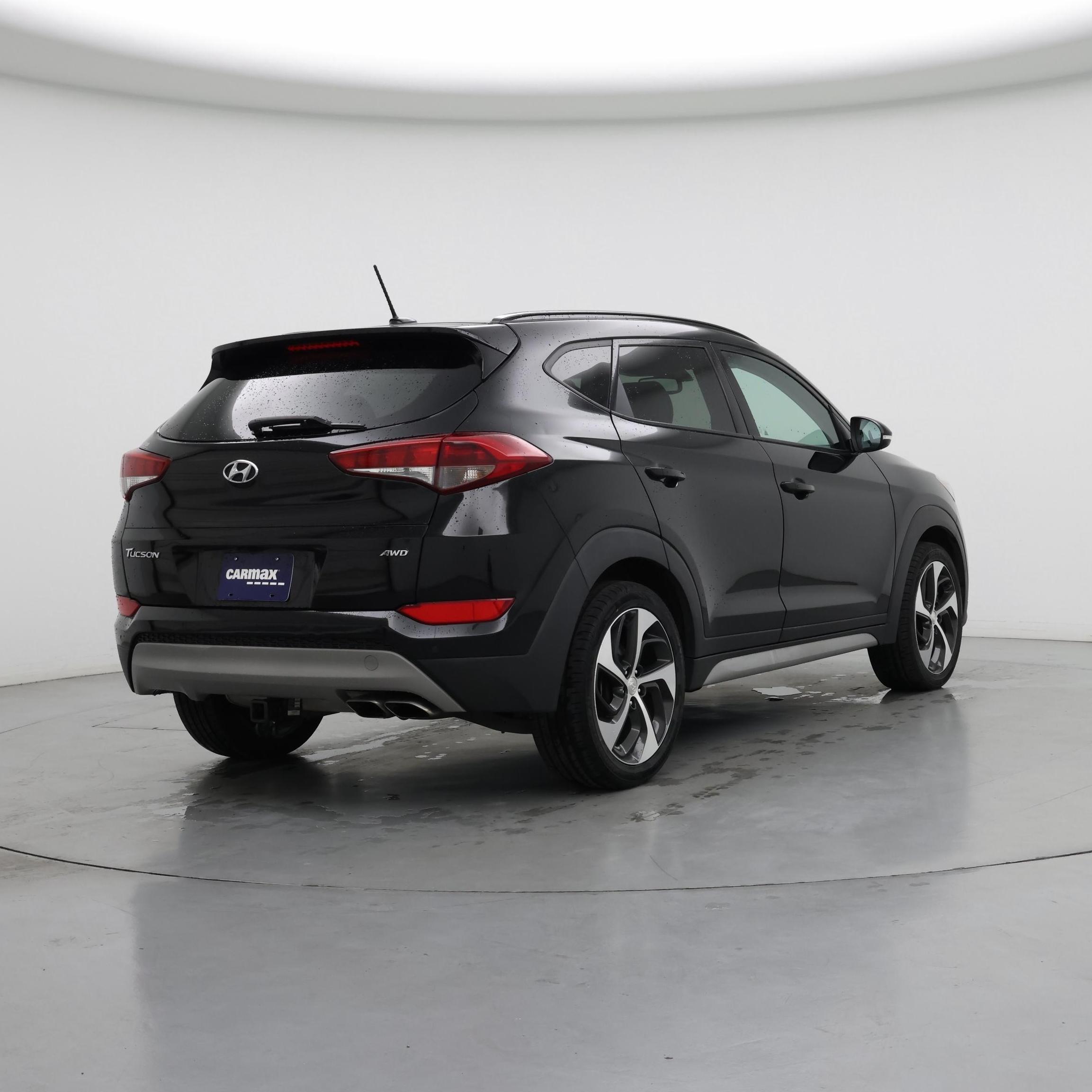 Thumbnail: 2017 Hyundai Tucson - 8
