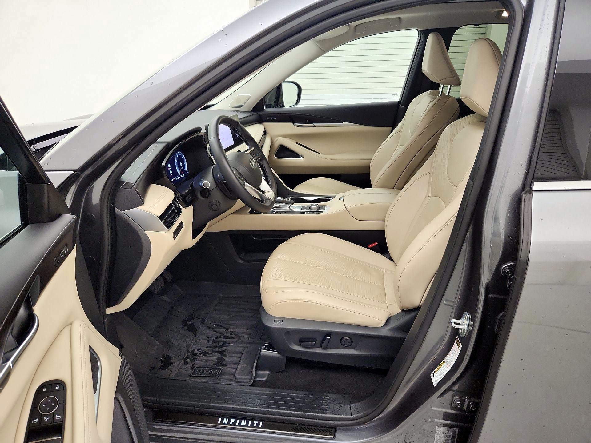 Thumbnail: 2023 INFINITI QX60 - 11