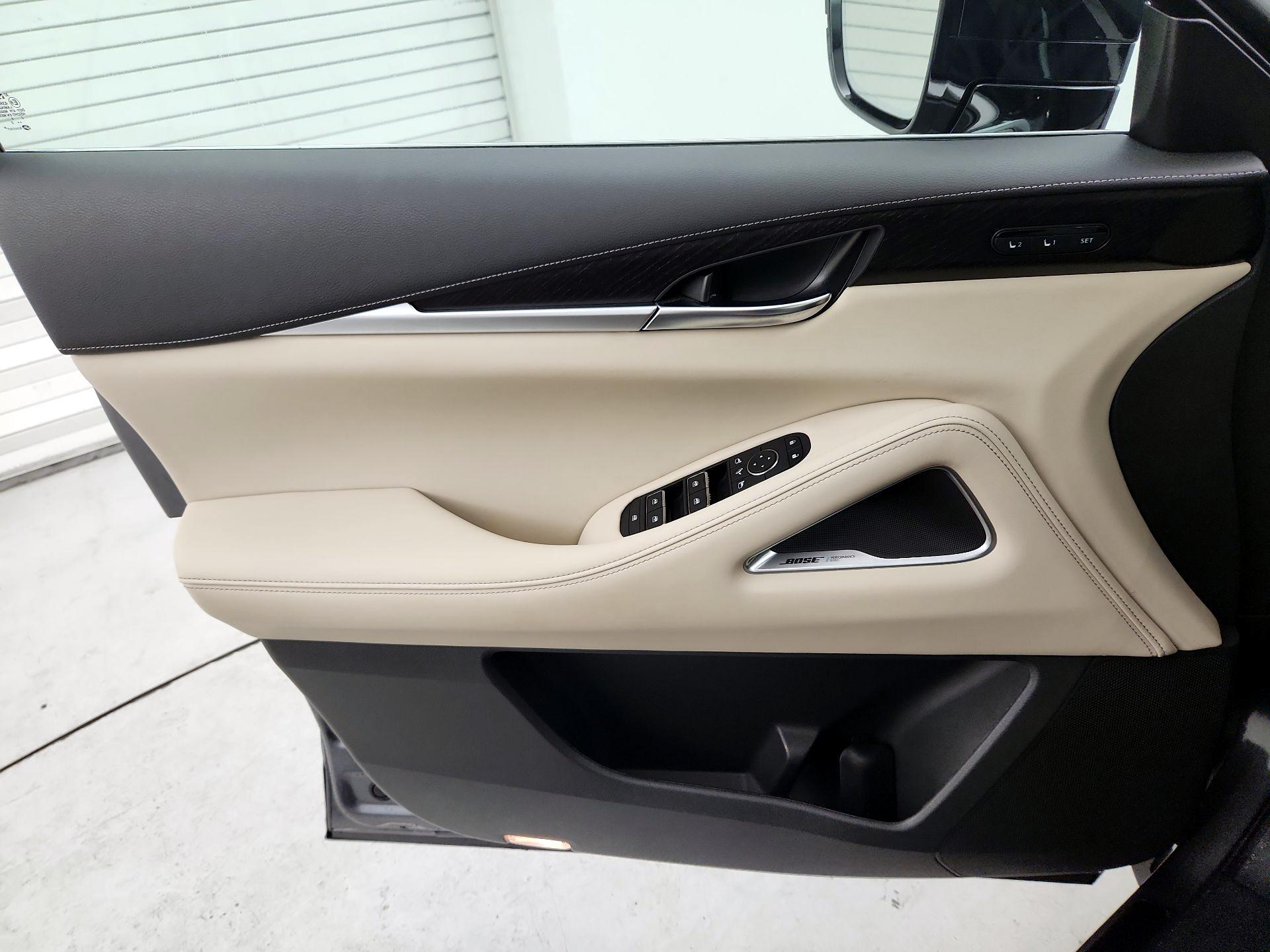 Thumbnail: 2023 INFINITI QX60 - 12