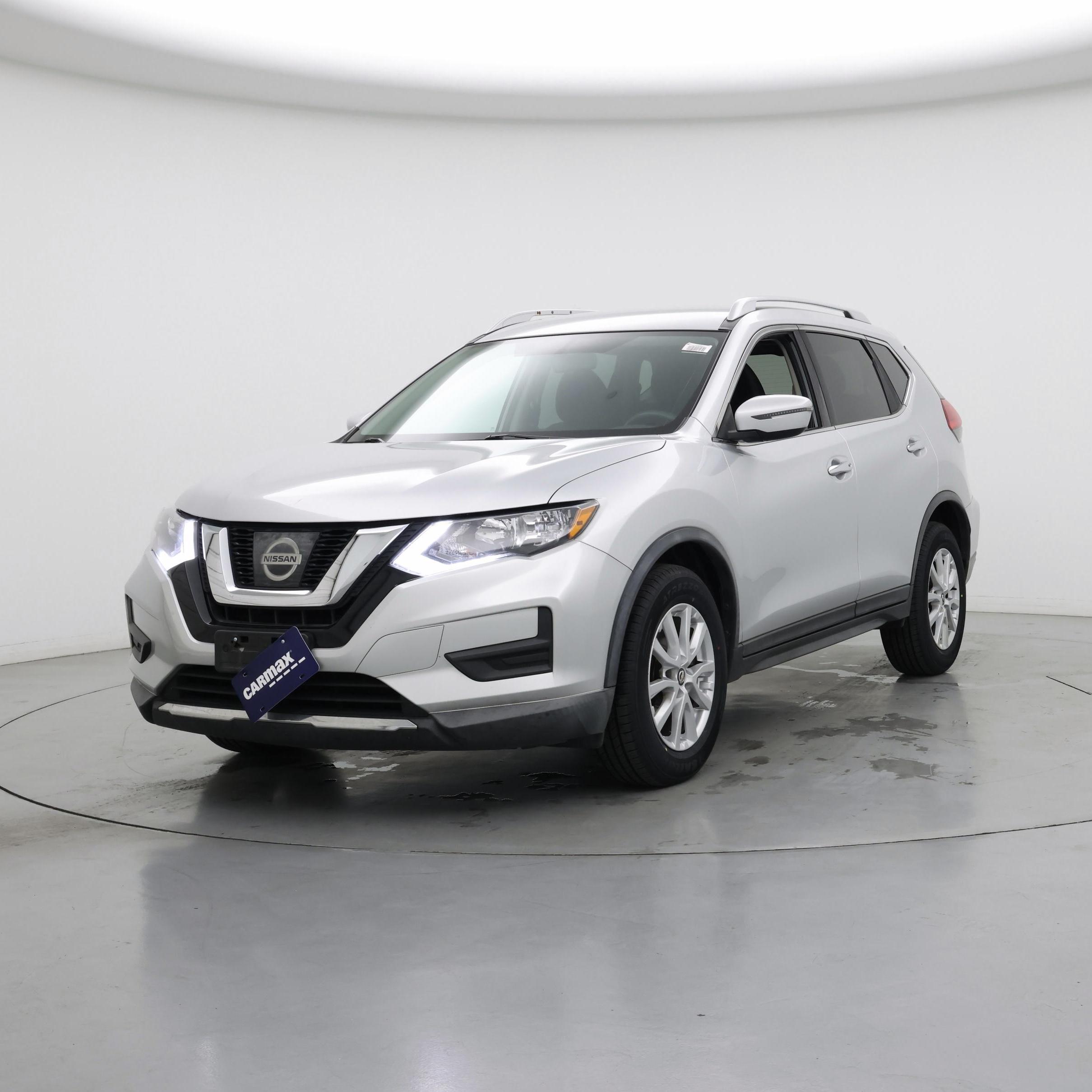 Thumbnail: 2017 Nissan Rogue - 4