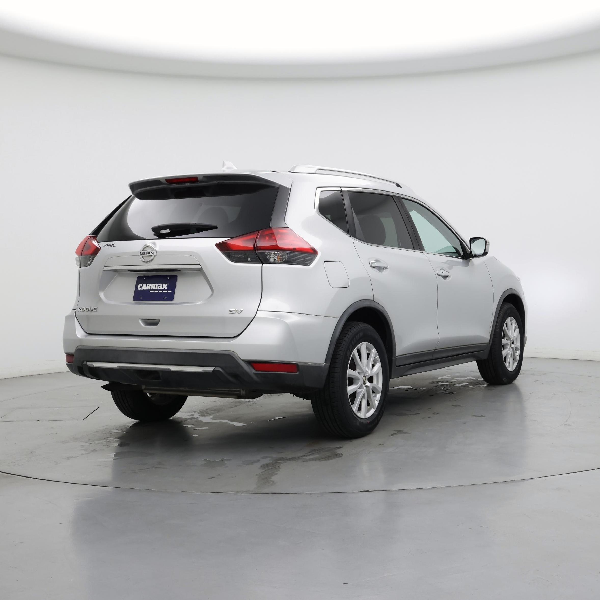 Thumbnail: 2017 Nissan Rogue - 8