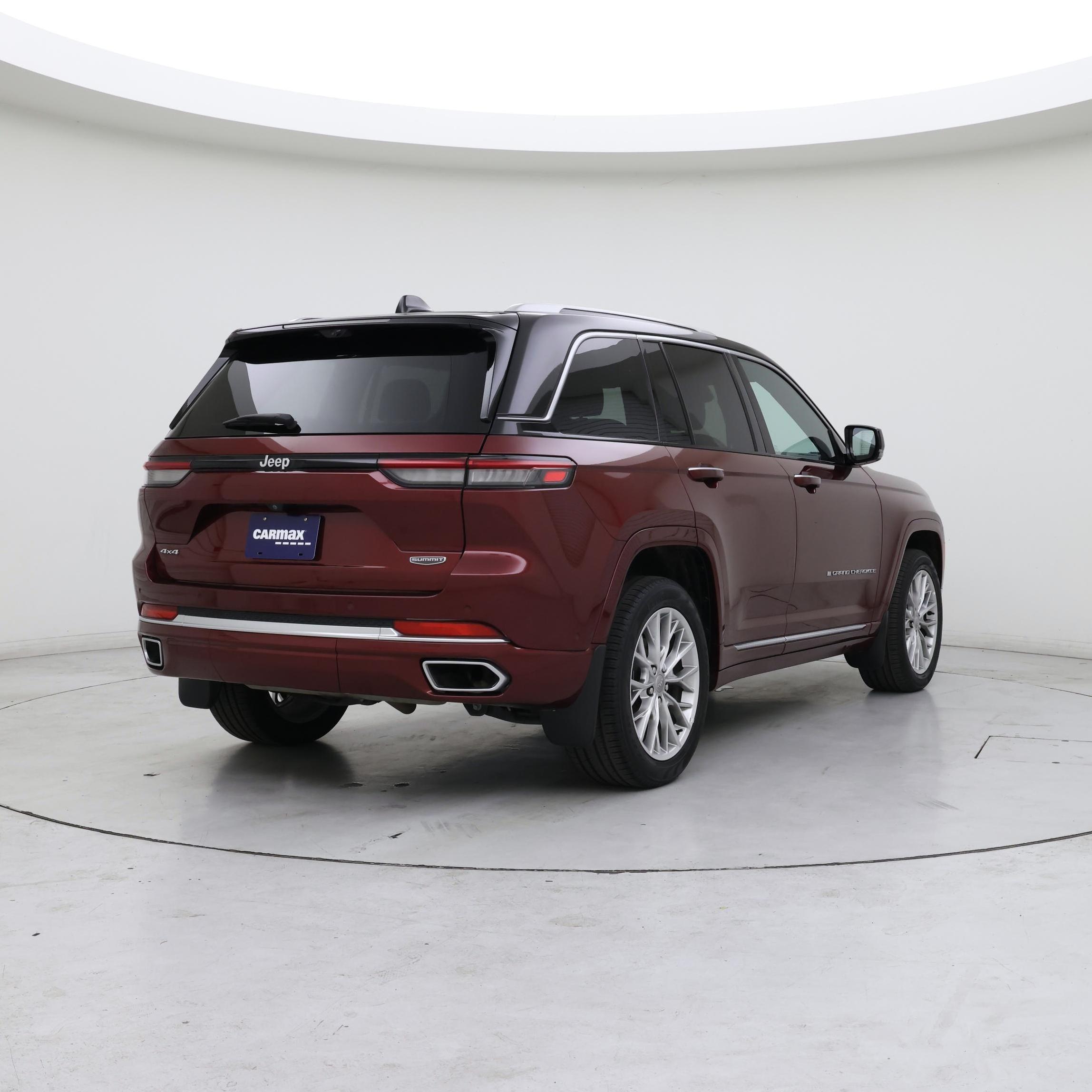 Thumbnail: 2022 Jeep Grand Cherokee - 8