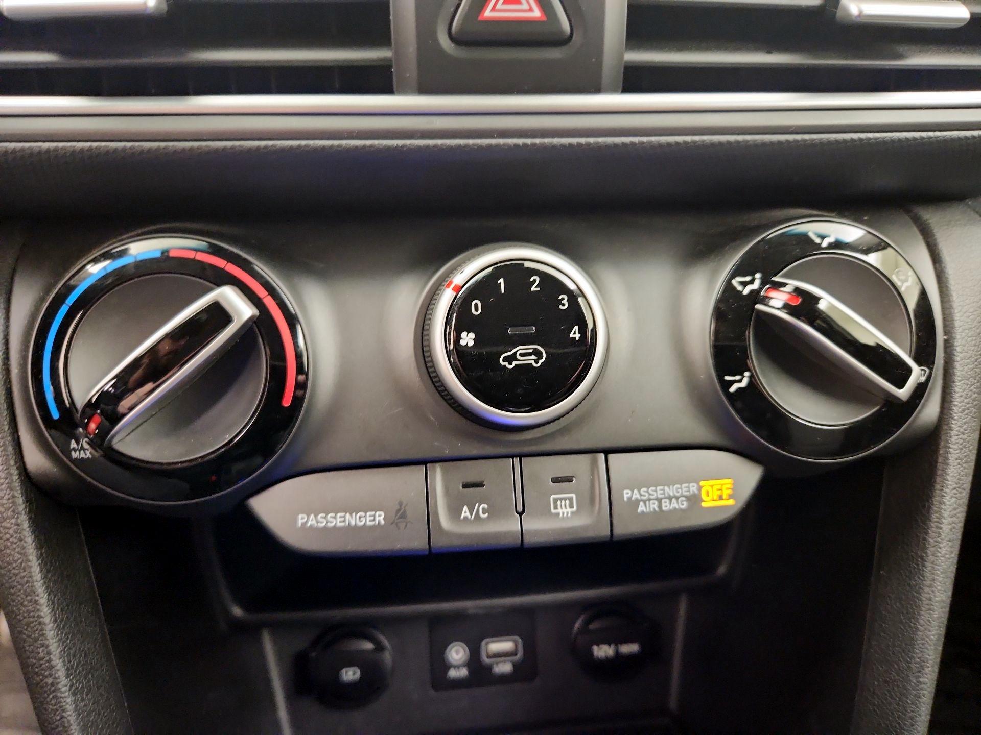 Thumbnail: 2020 Hyundai Kona - 16