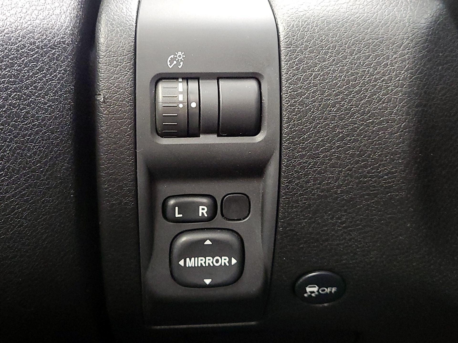 Thumbnail: 2013 Subaru Forester - 13