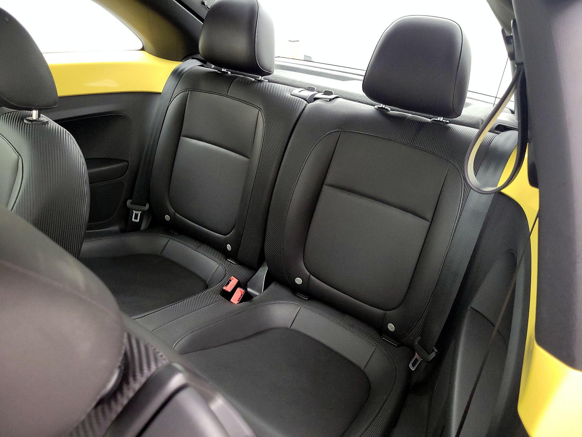 Thumbnail: 2014 Volkswagen Beetle - 19