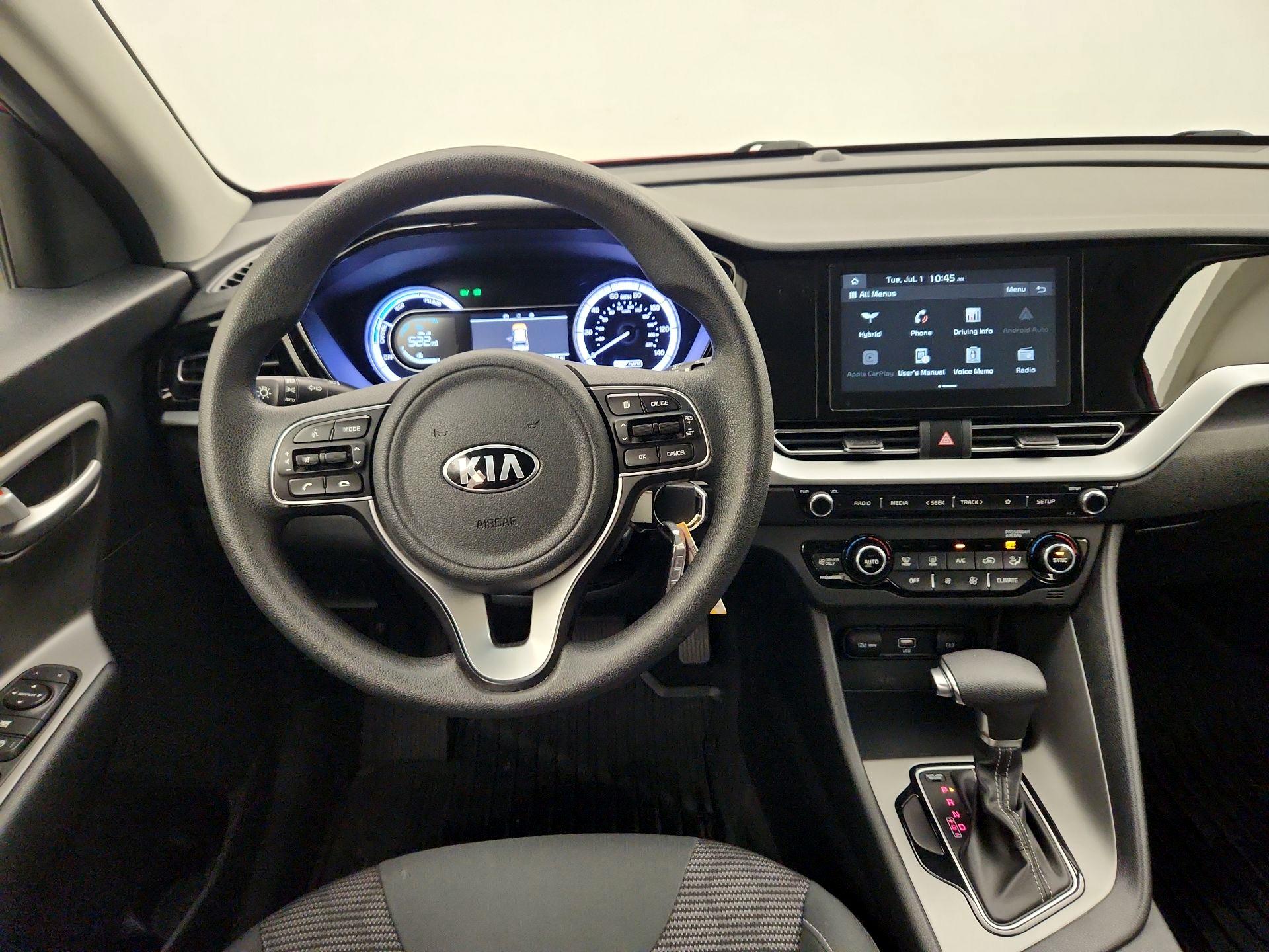 Thumbnail: 2020 Kia Niro - 10
