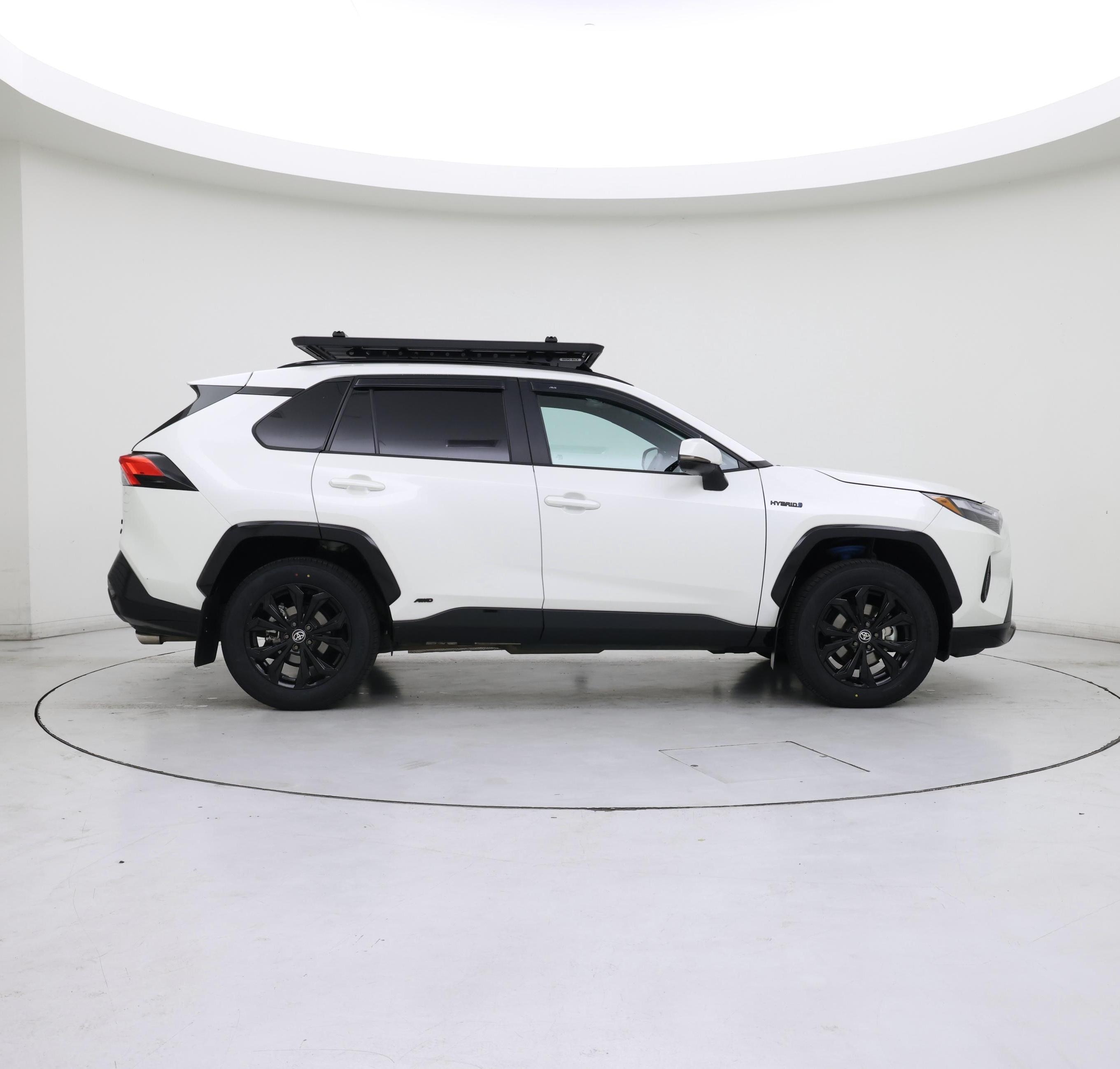 Thumbnail: 2022 Toyota RAV4 - 7