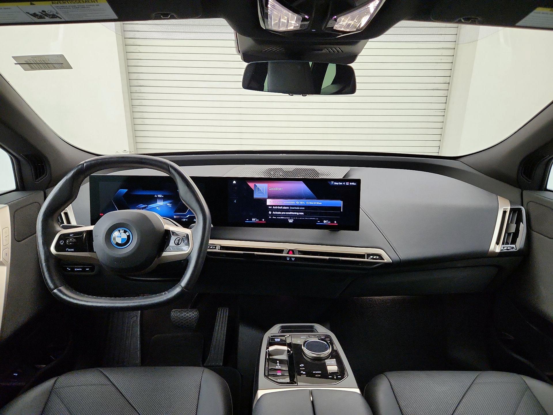 Thumbnail: 2023 BMW iX - 9