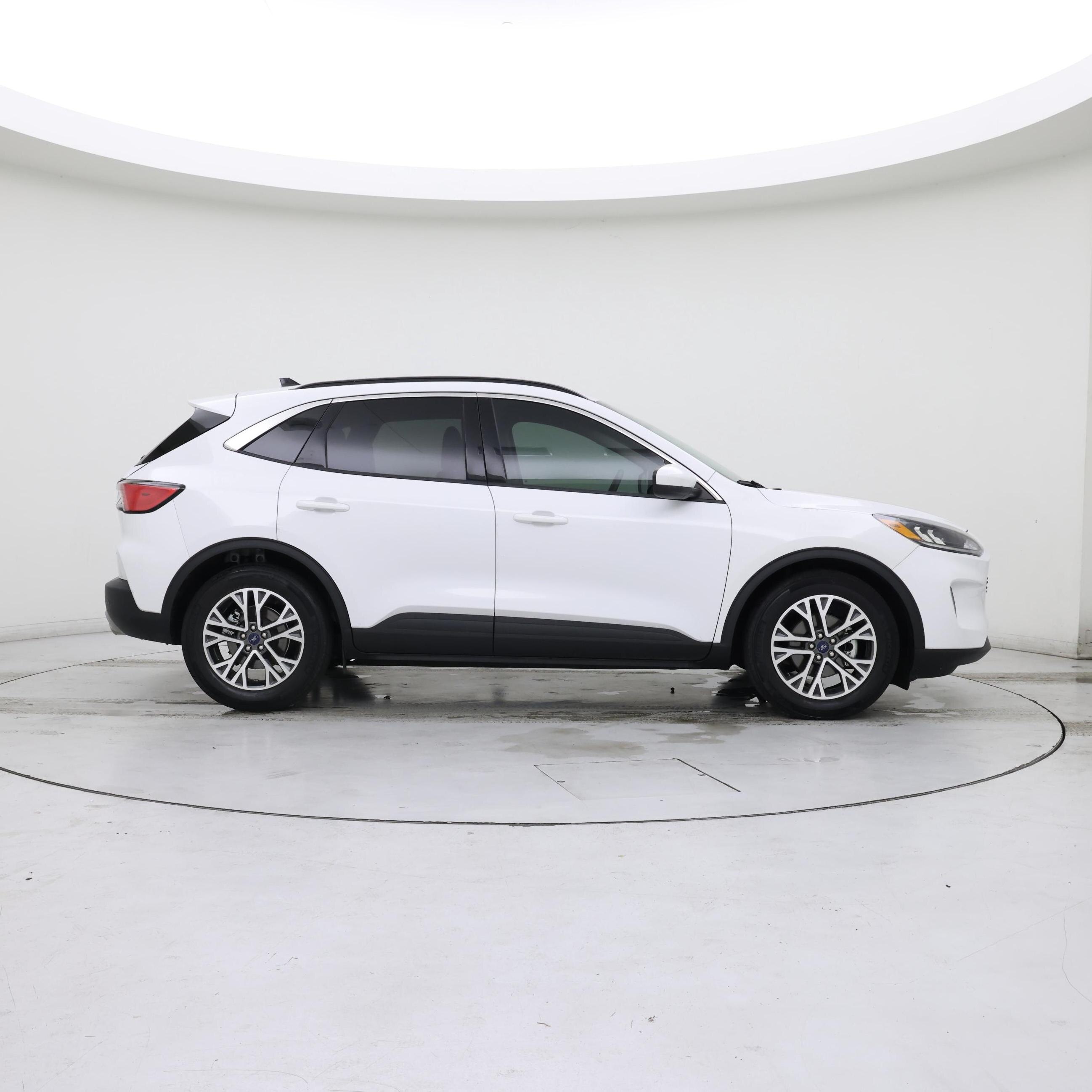 Thumbnail: 2020 Ford Escape - 7