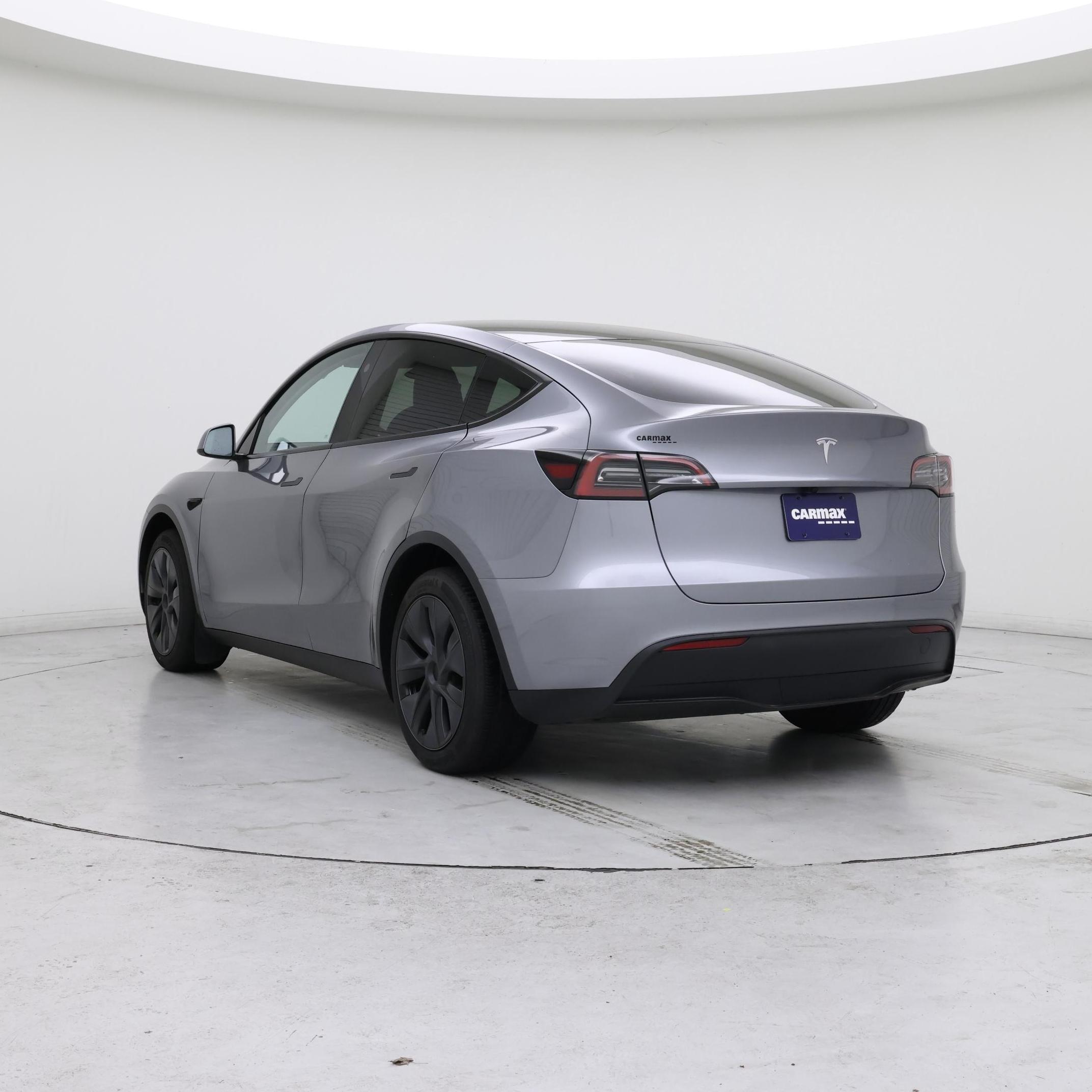 Thumbnail: 2025 Tesla Model Y - 2