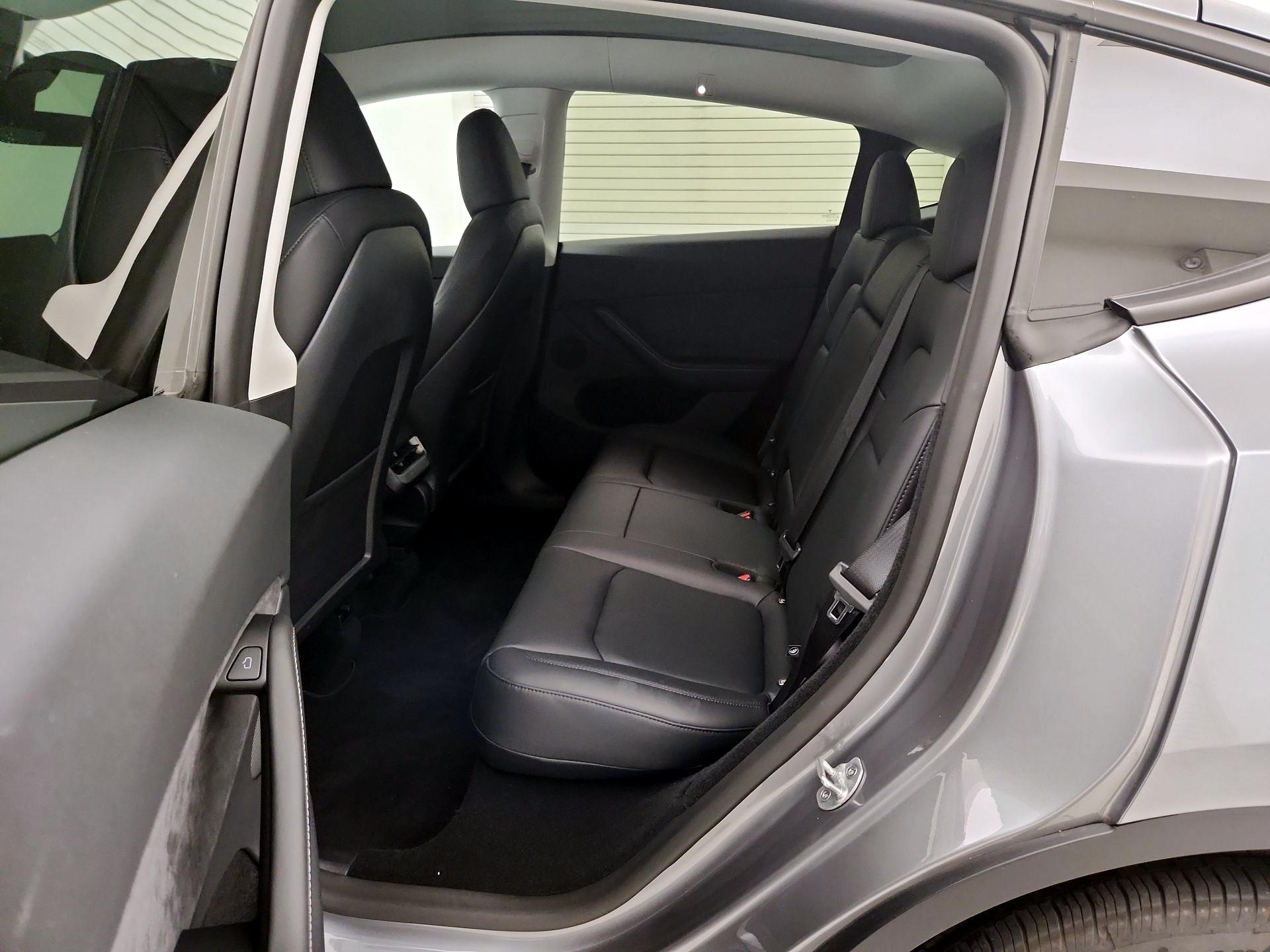 Thumbnail: 2025 Tesla Model Y - 20