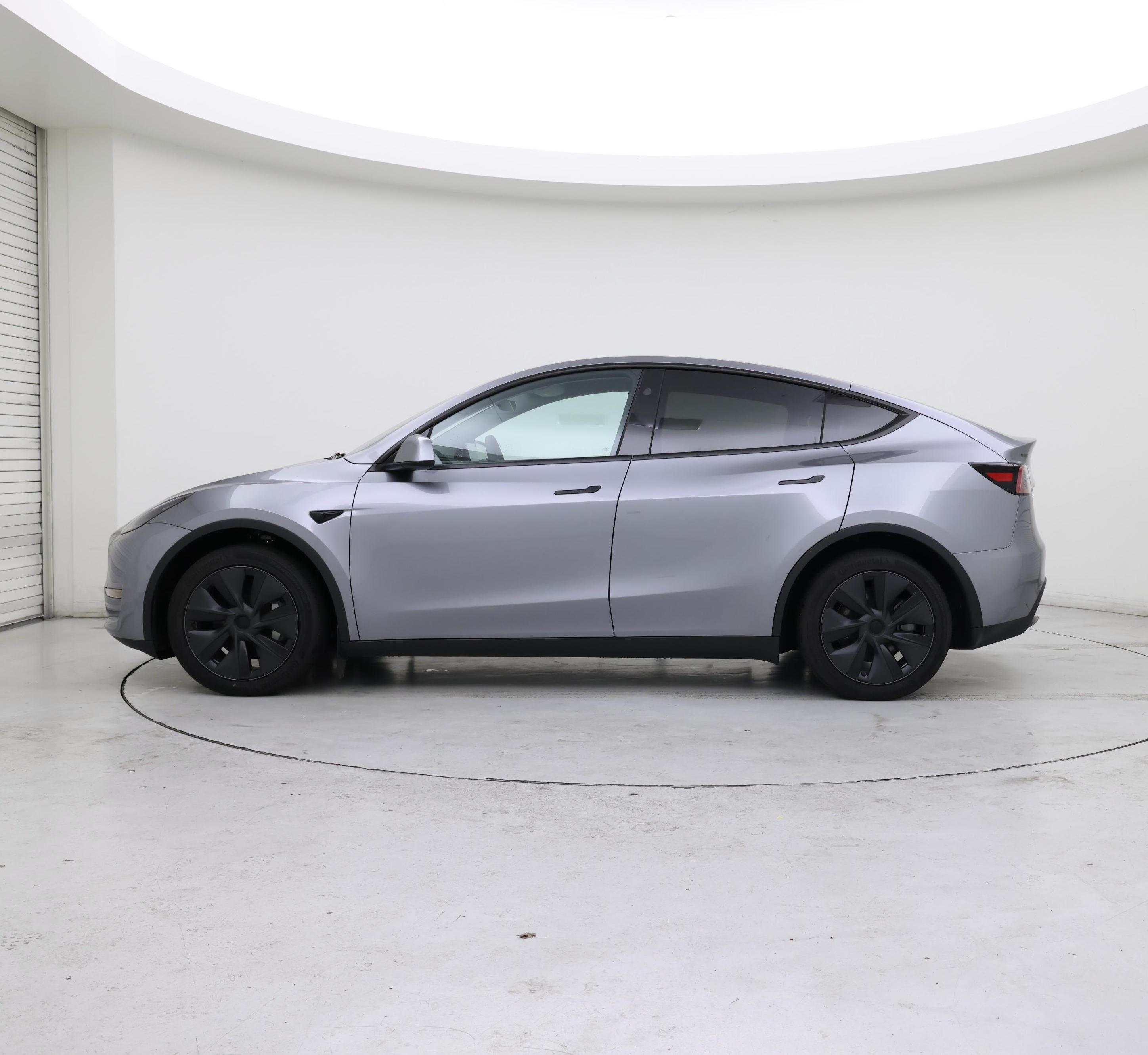 Thumbnail: 2025 Tesla Model Y - 3