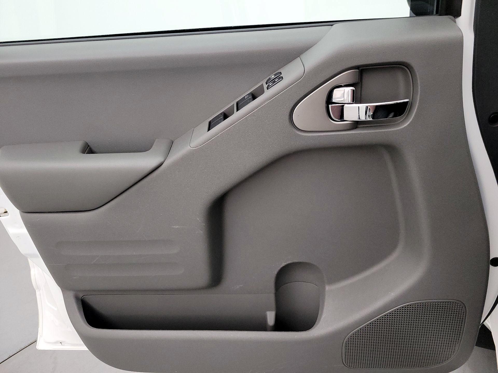 Thumbnail: 2017 Nissan Frontier - 12