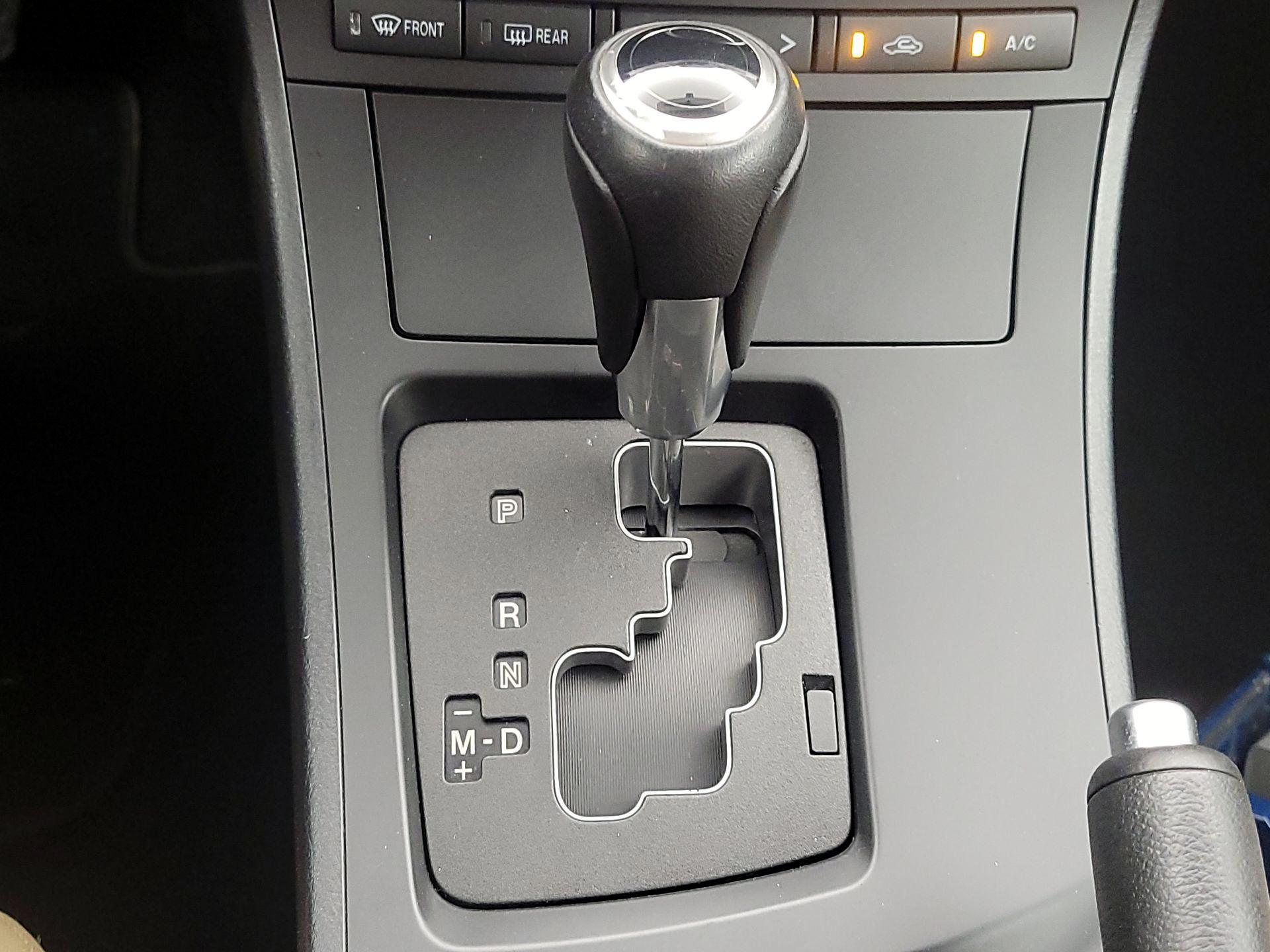 Thumbnail: 2013 Mazda Mazda3 - 16