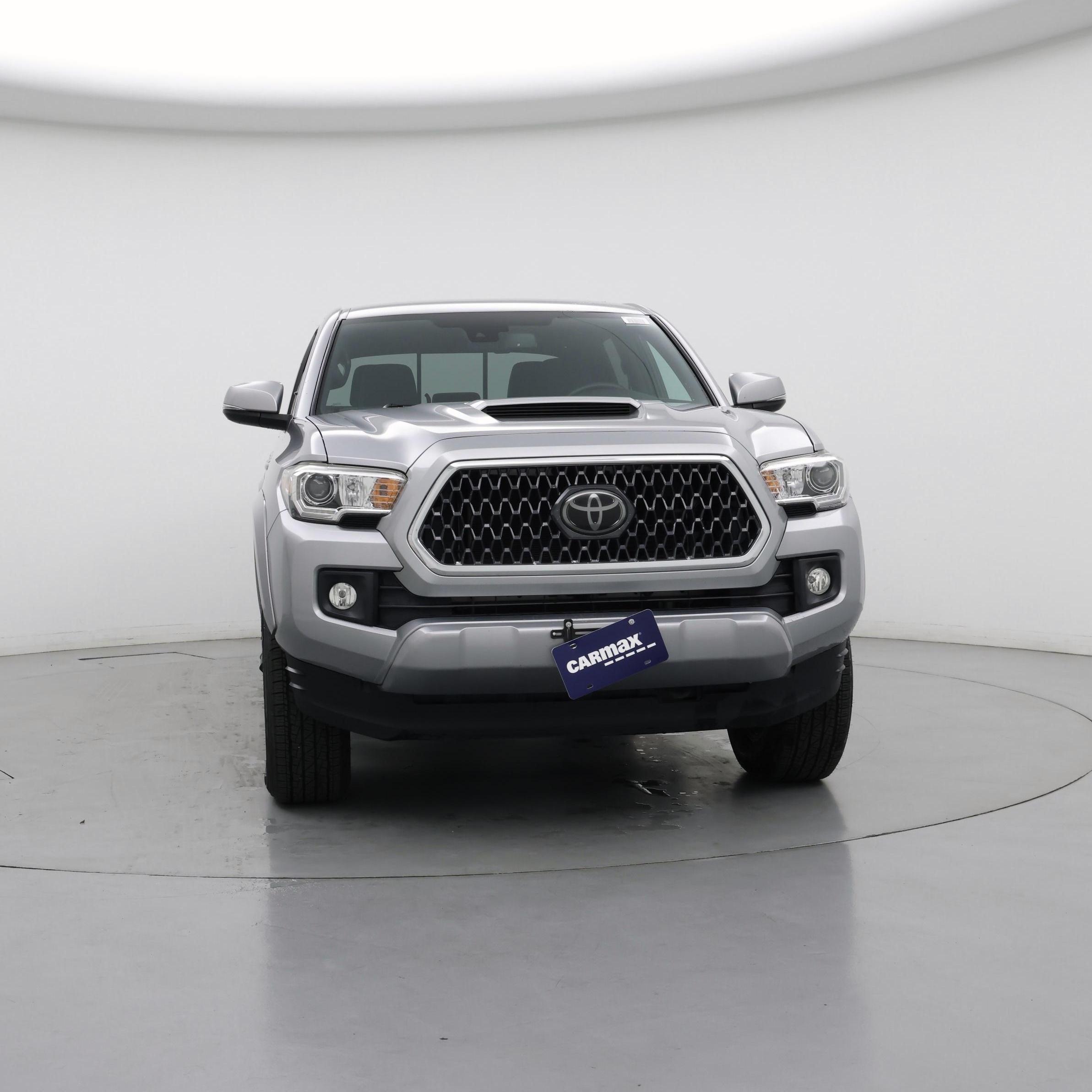 Thumbnail: 2018 Toyota Tacoma - 5