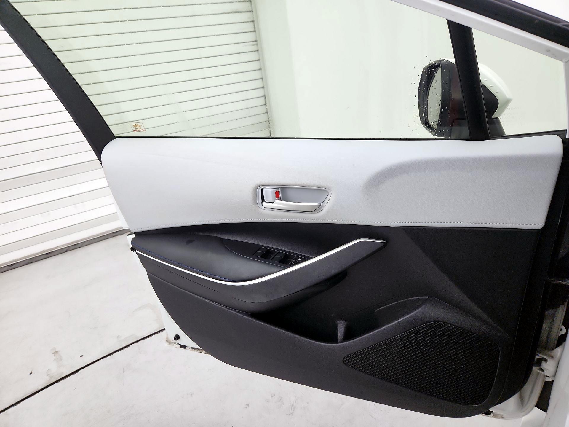 Thumbnail: 2020 Toyota Corolla - 12