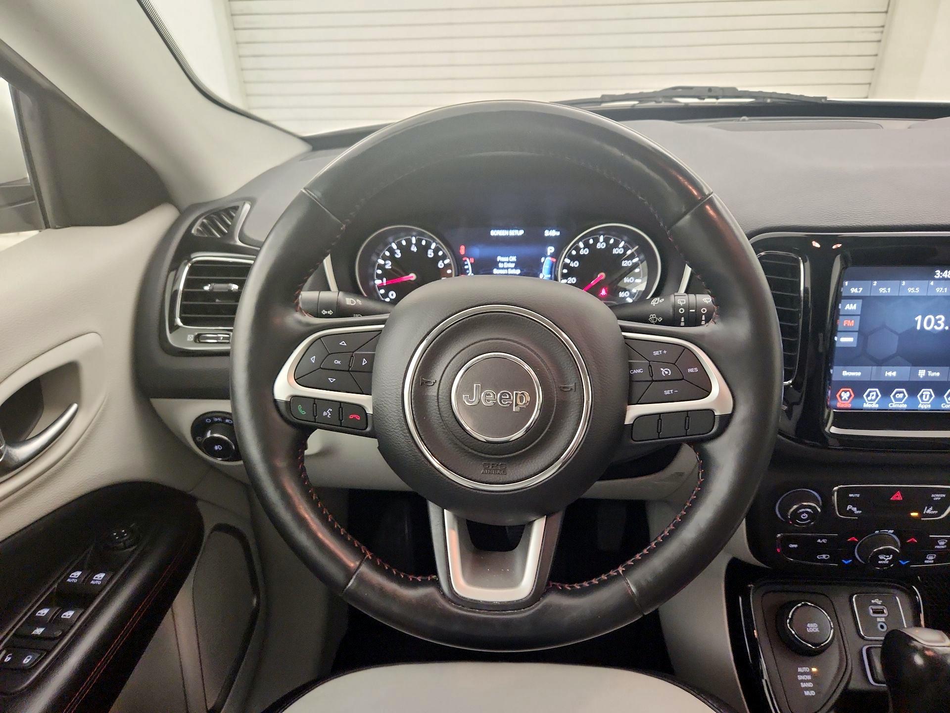Thumbnail: 2018 Jeep Compass - 10