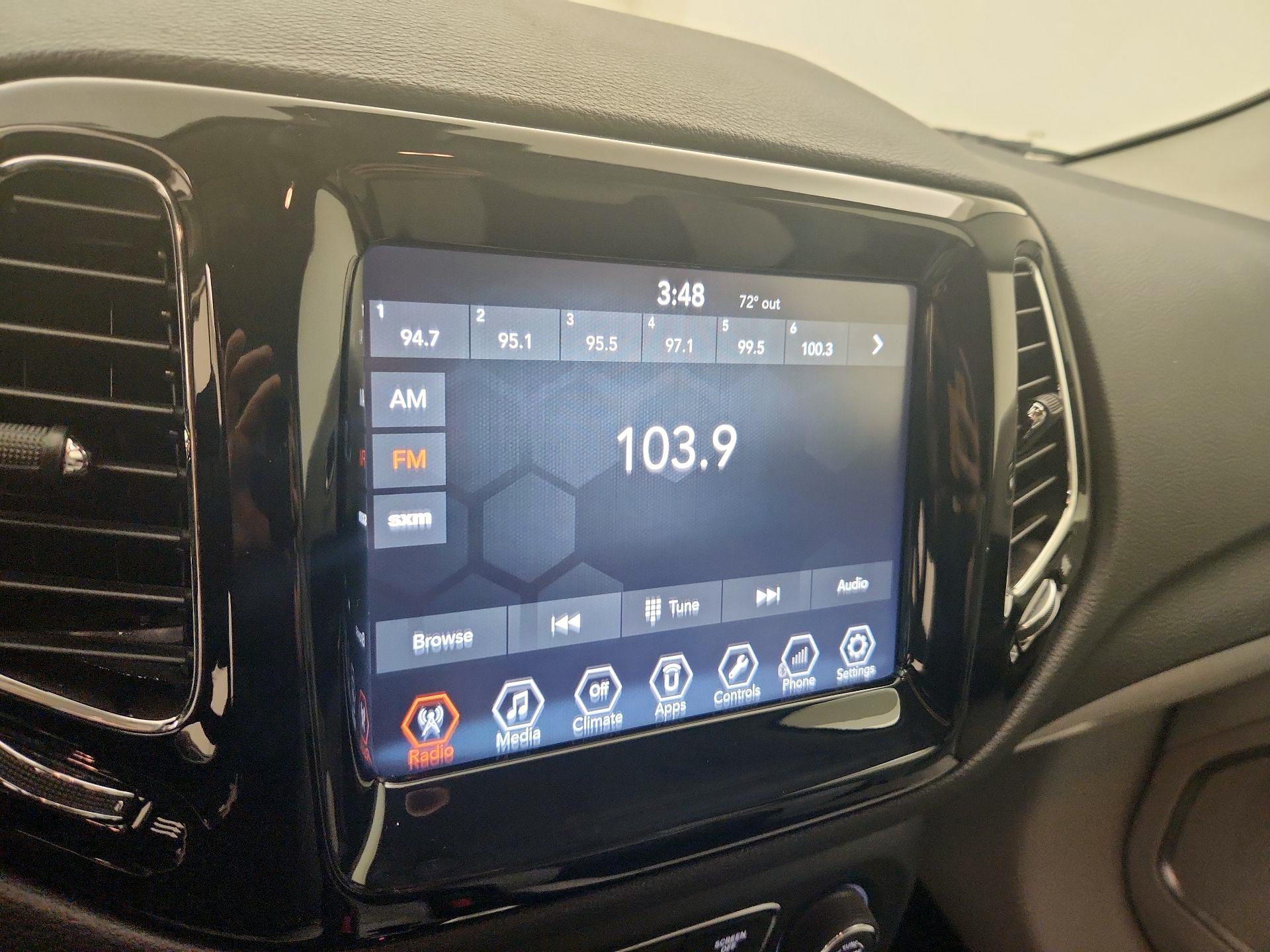 Thumbnail: 2018 Jeep Compass - 15