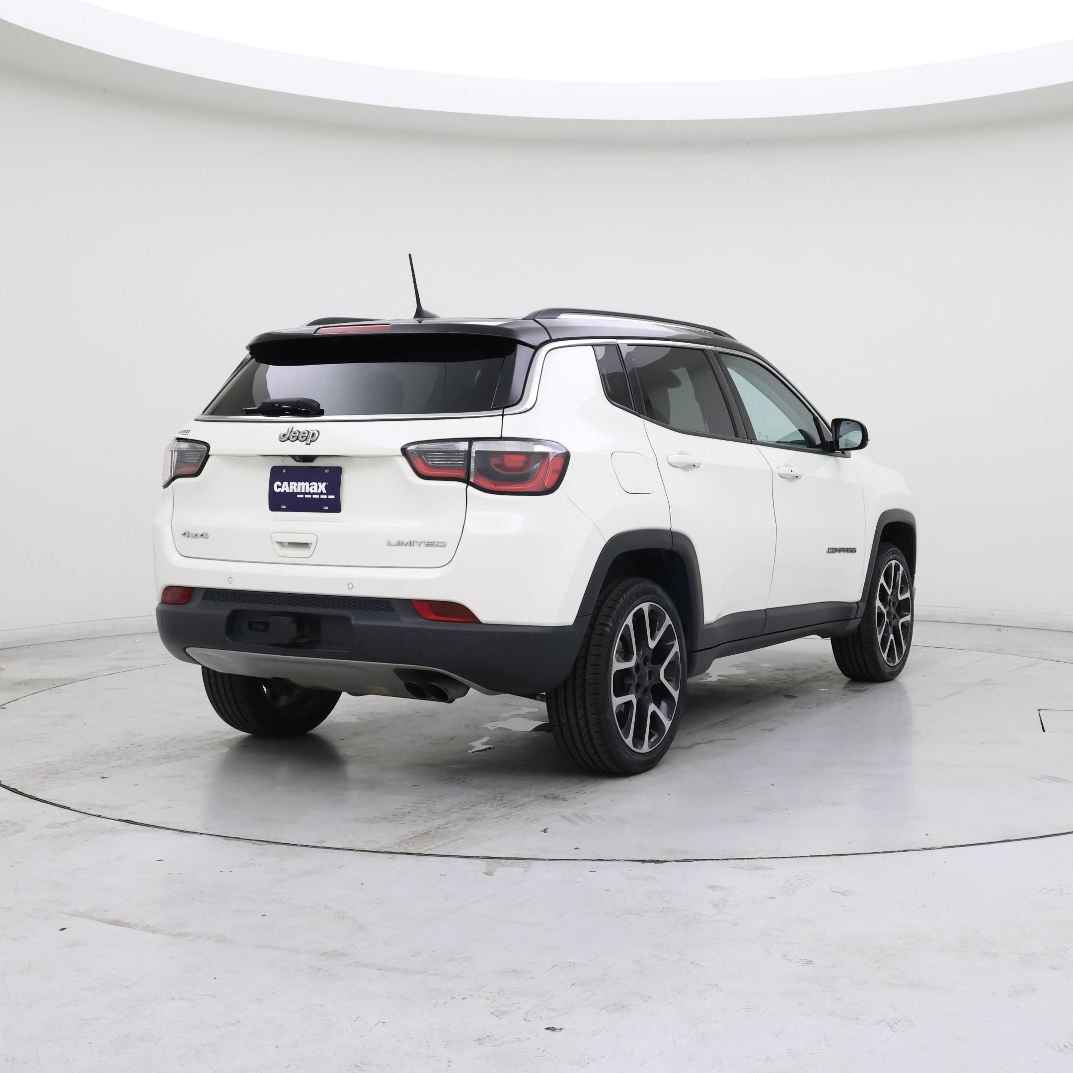 Thumbnail: 2018 Jeep Compass - 8