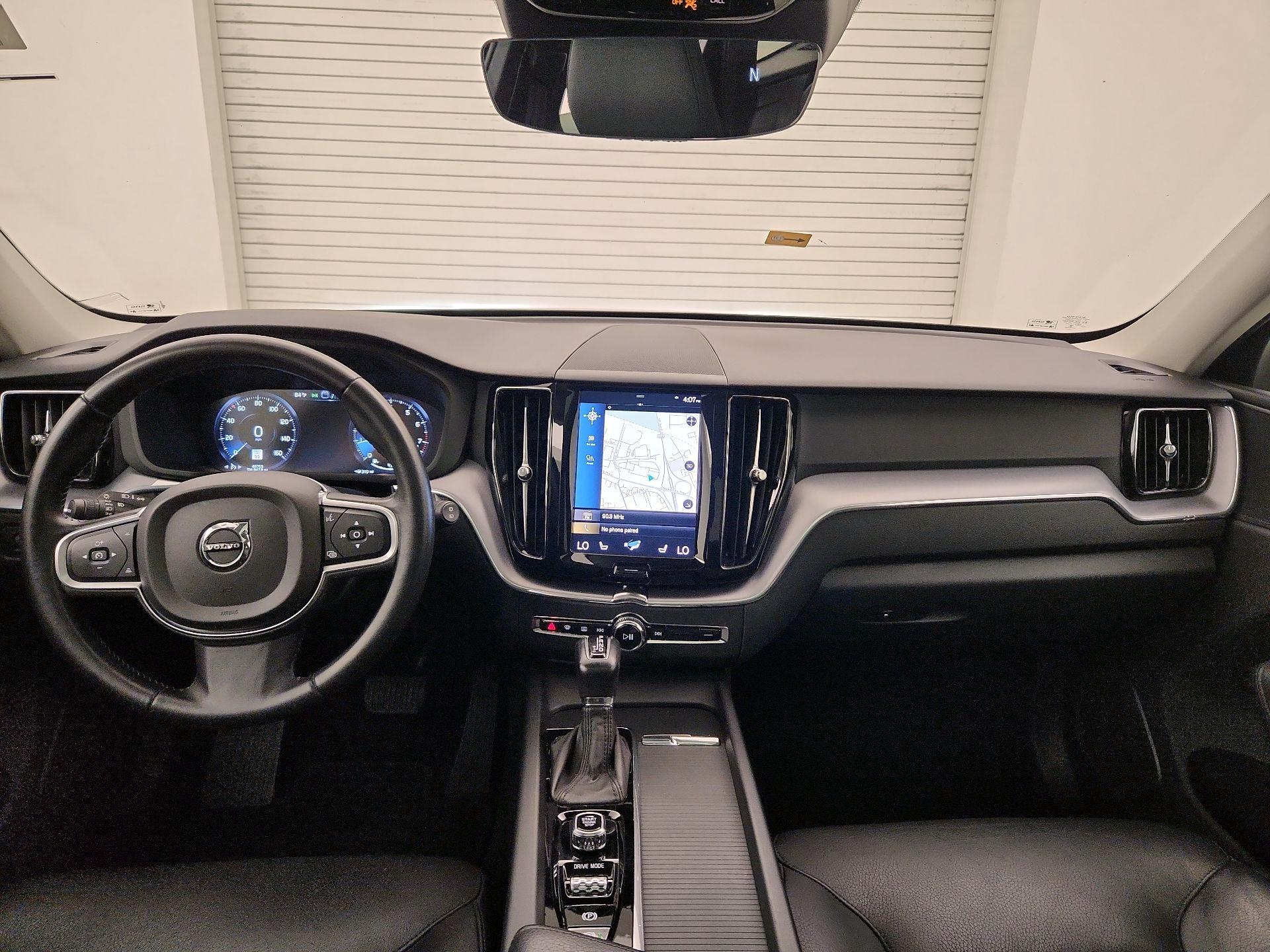 Thumbnail: 2020 Volvo XC60 - 9