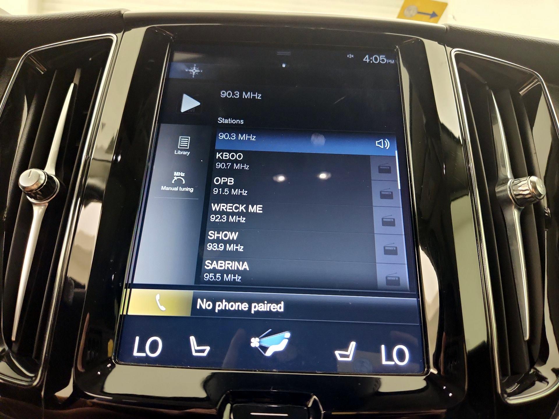 Thumbnail: 2020 Volvo XC60 - 16