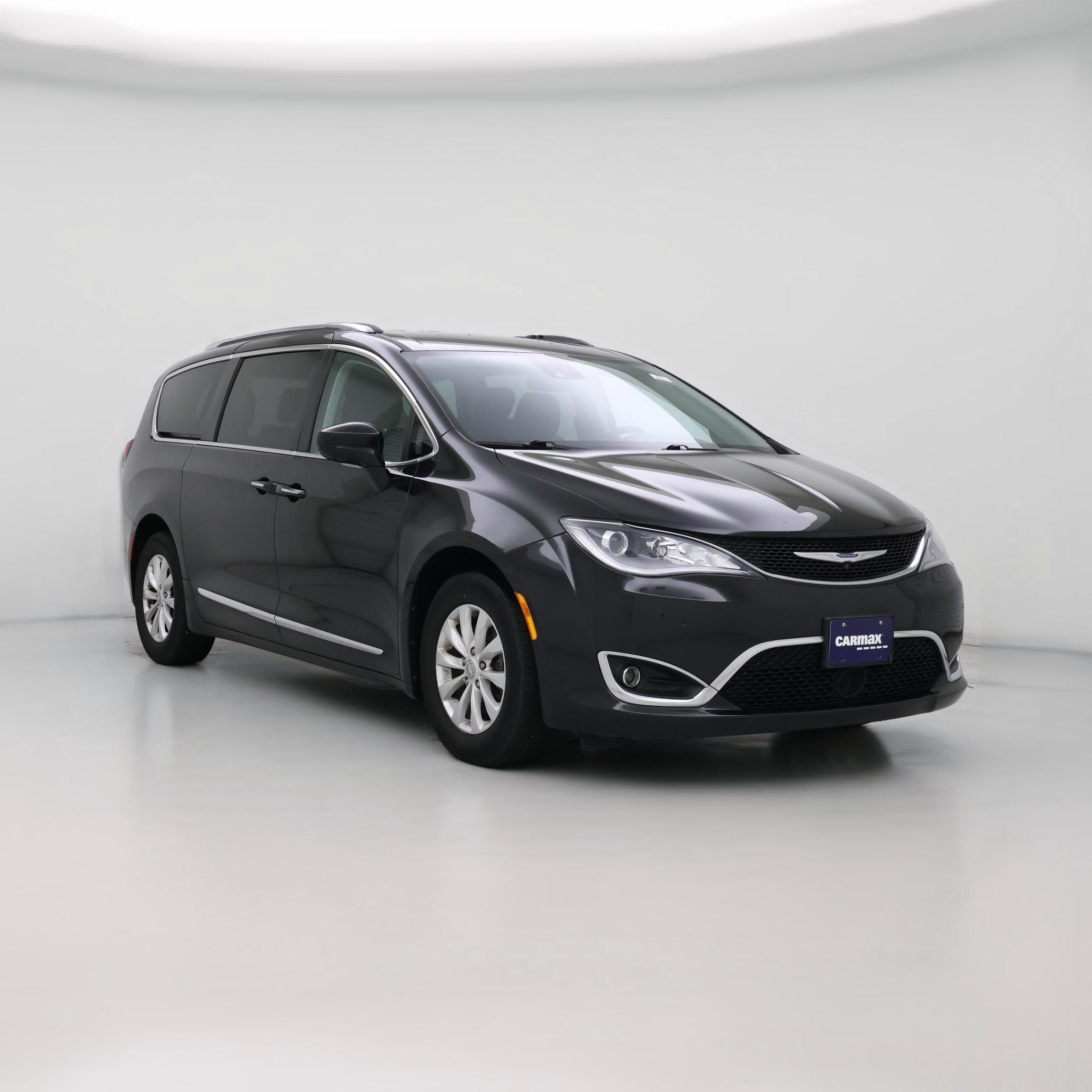 Thumbnail: 2019 Chrysler Pacifica - 1